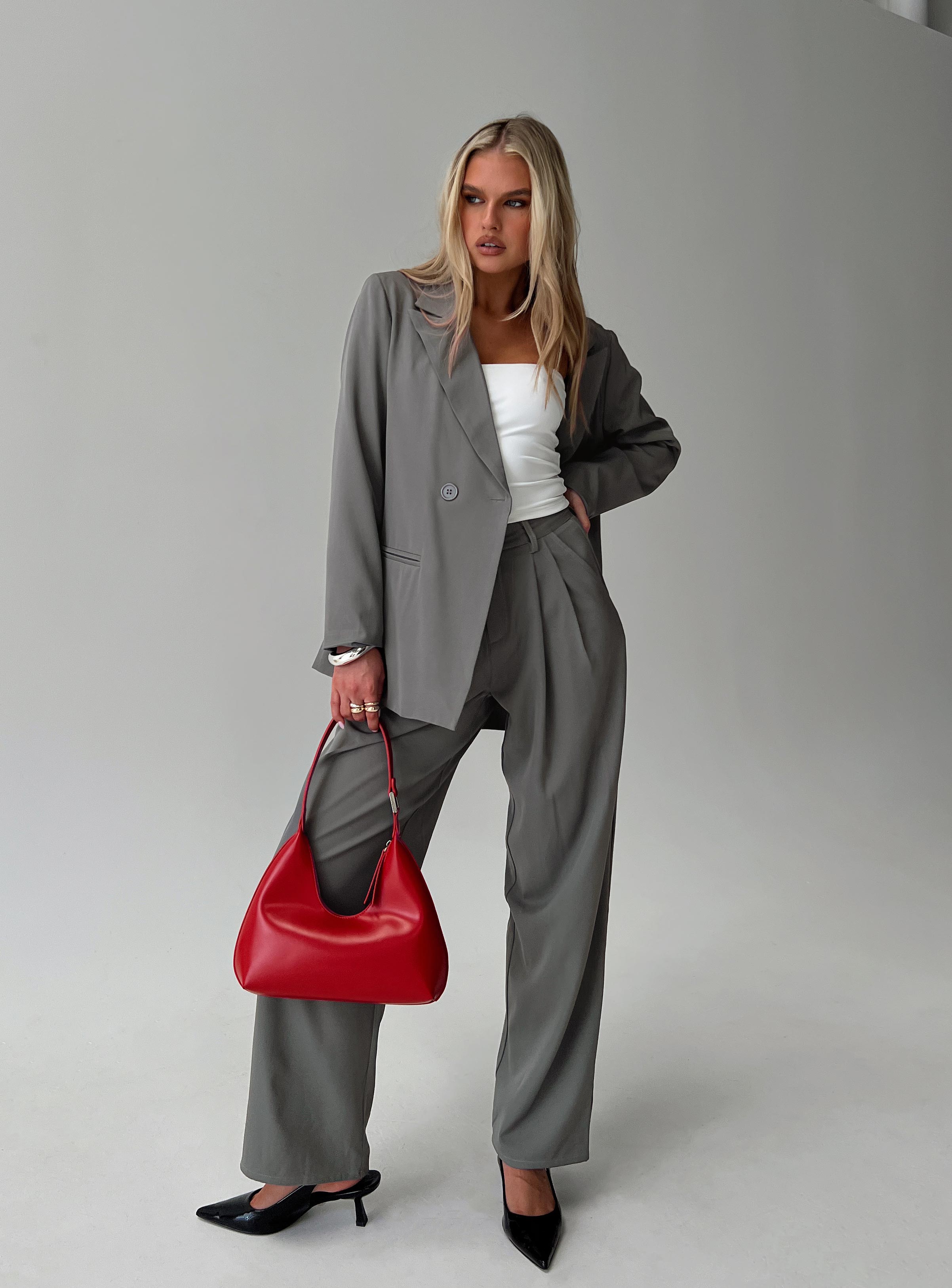 Assume Pants Grey、mySite、solidvoid