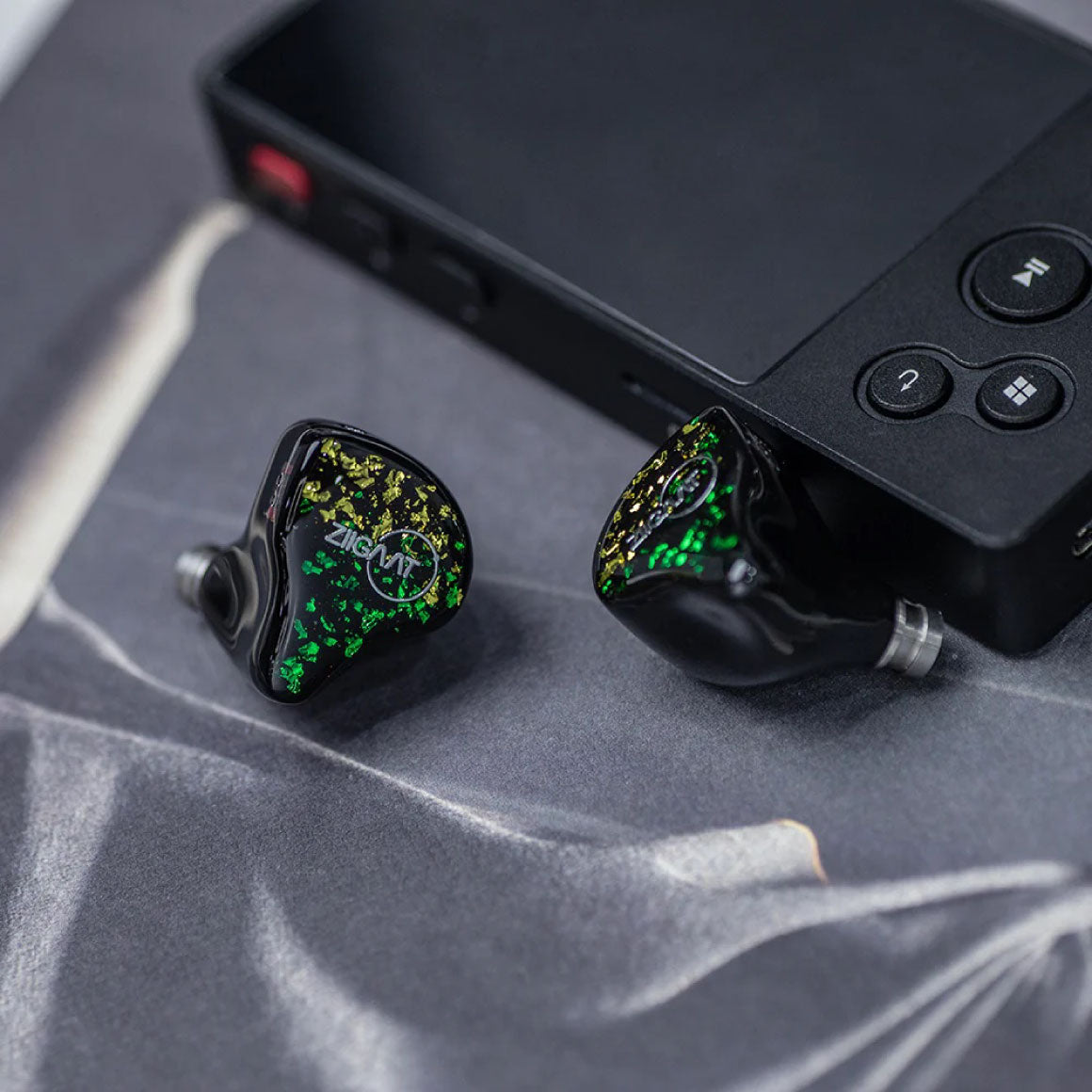  ZiiGaat X HBB - Arcadia、mySite、merchandisen