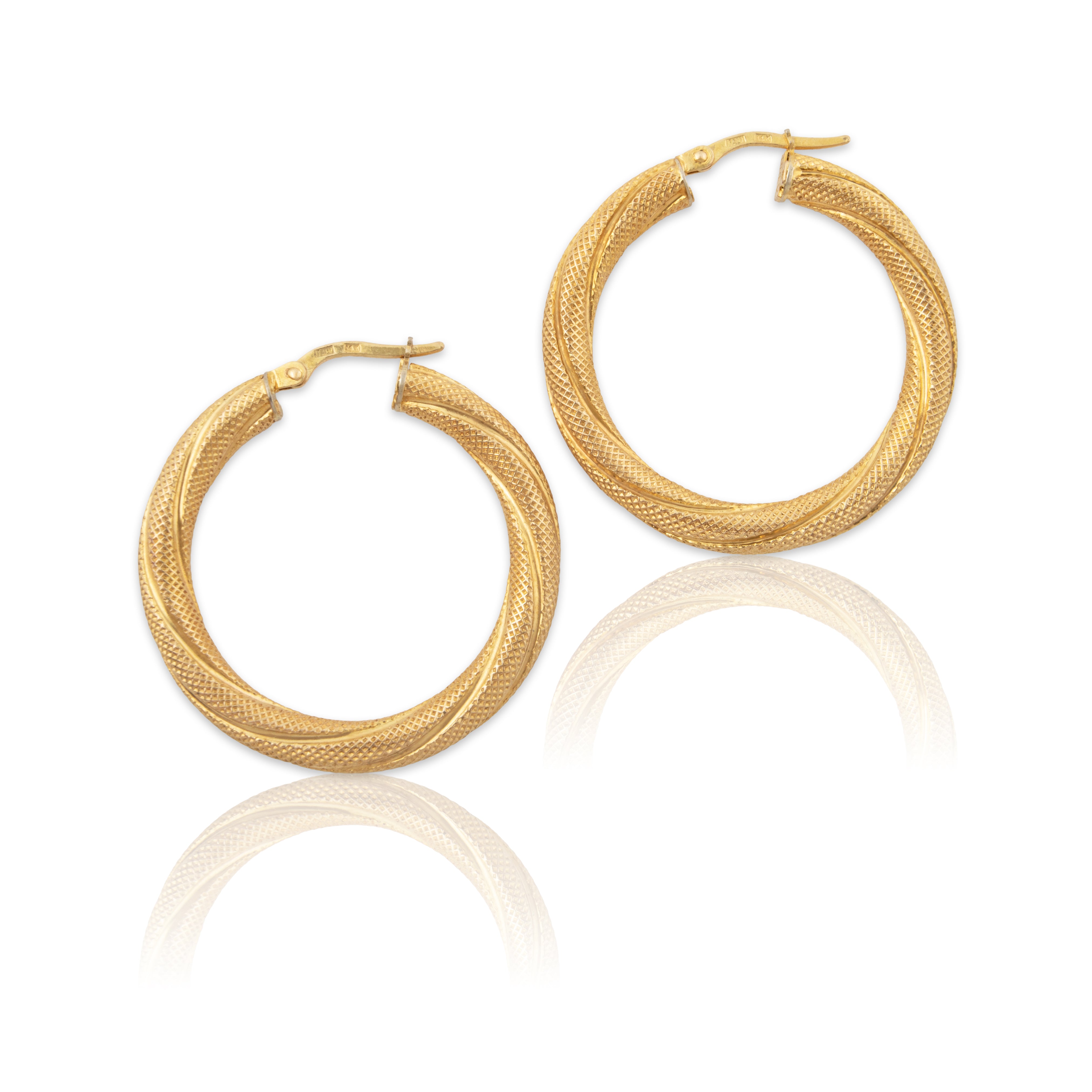Vintage Italian 14k Yellow Gold Interlaced Loops Hoop Earrings、mySite、hinf8tx79