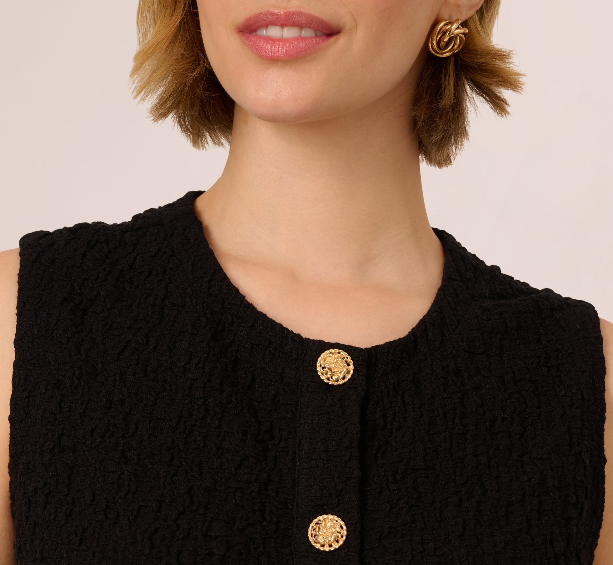 Crew Neck Textured Vest Cardigan In Black、mySite、solidvoid