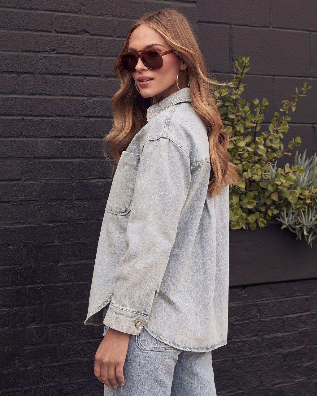 {product_title} - {shop_name}