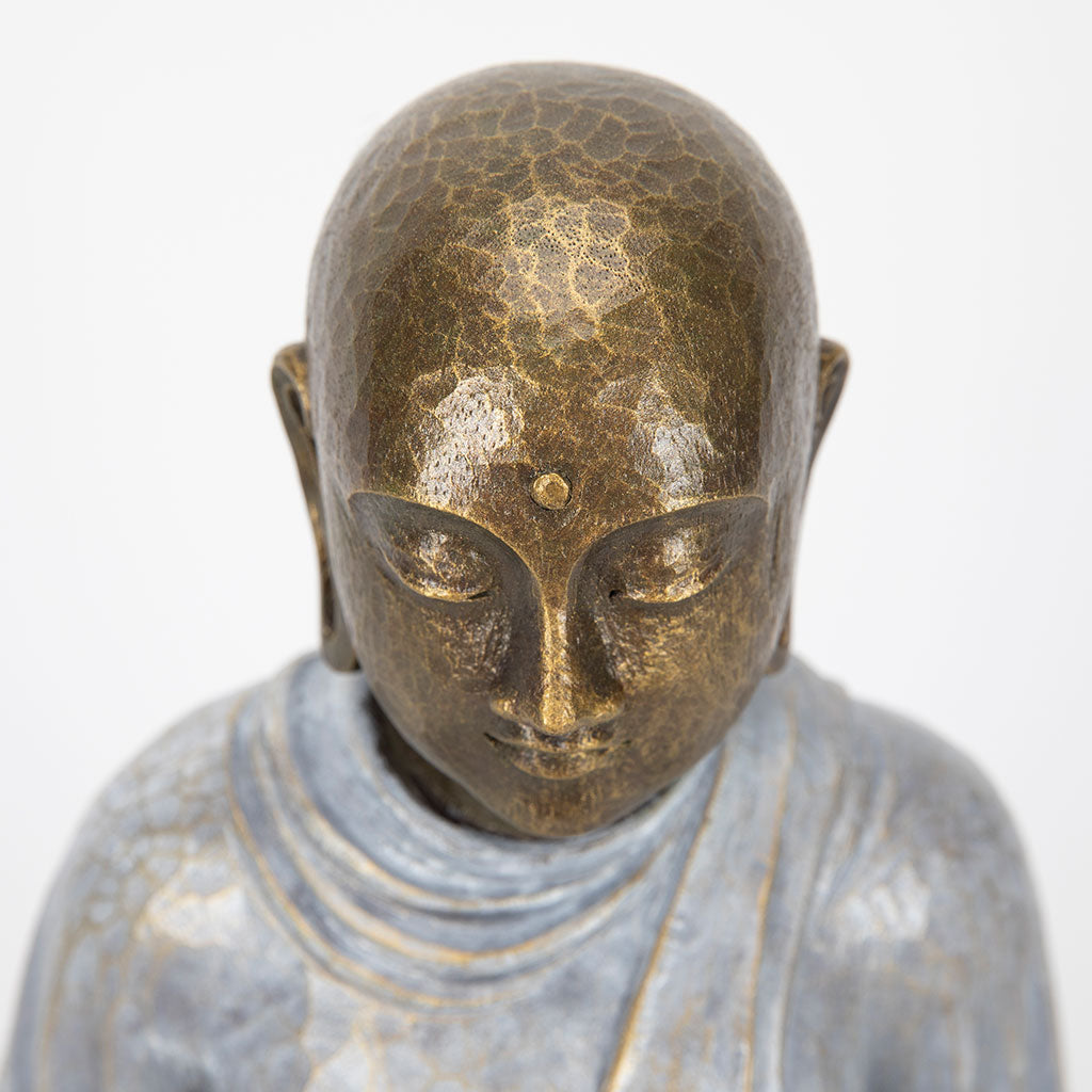 Paṭacārā Buddhist Nun Statue、mySite、topwebapps