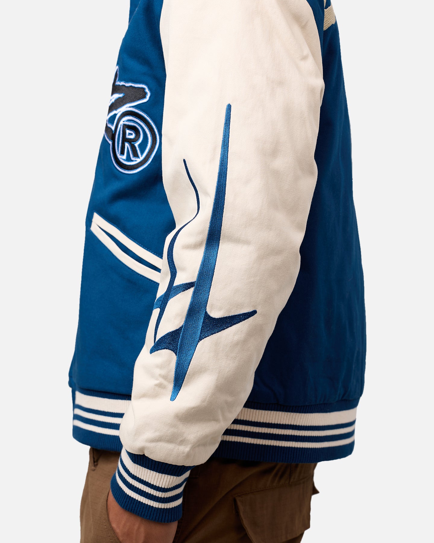 {product_title} - {shop_name}