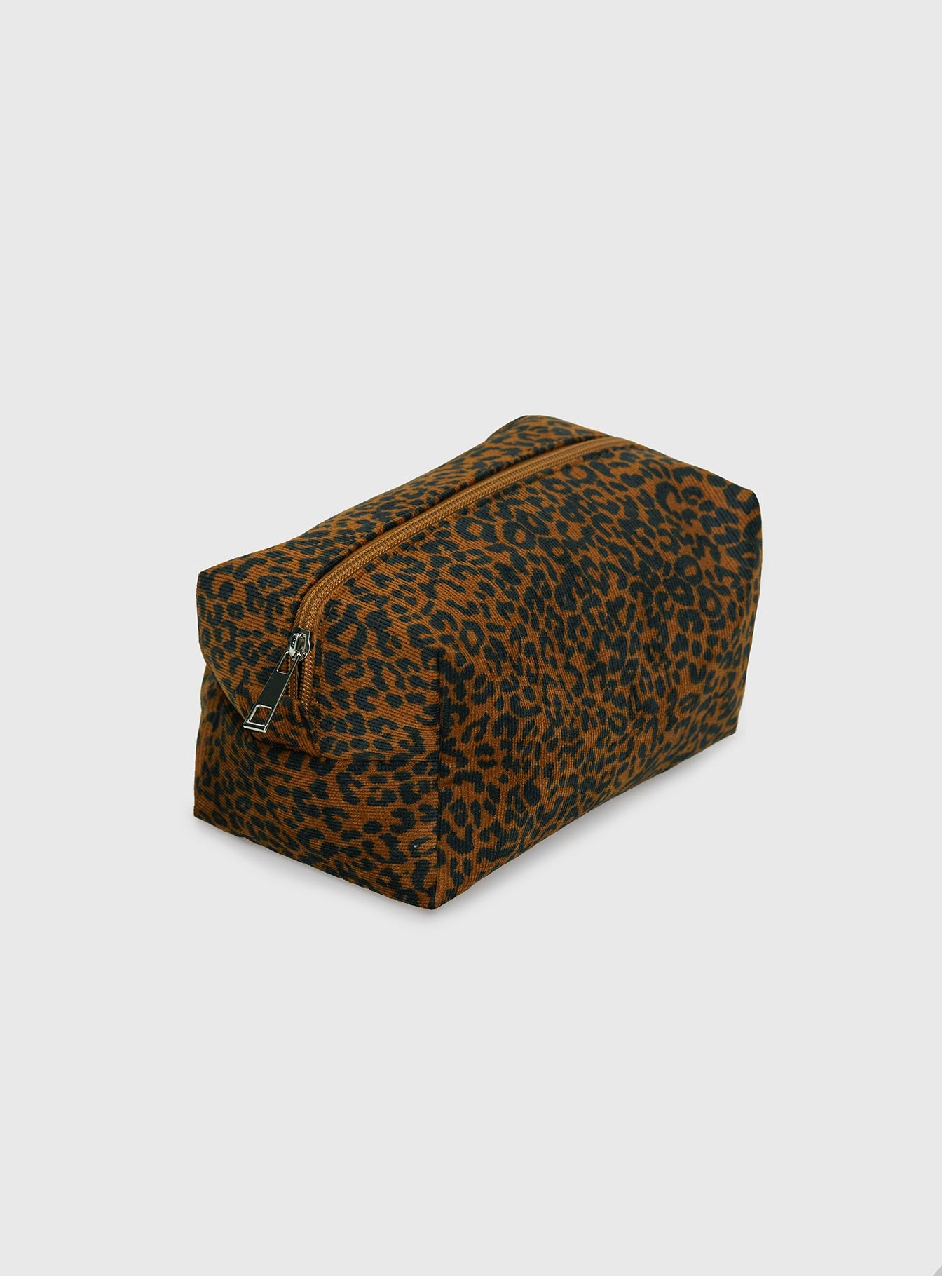 Cappucino Pouch Leopard、mySite、solidvoid