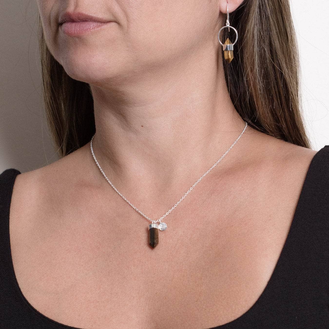 Delicate Tiger Eye Crystal Point Necklace、mySite、hinf8tx79