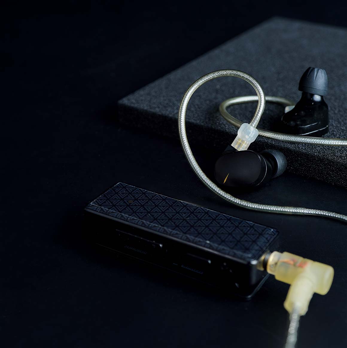  Moondrop - Chu II + FiiO - BTR11、mySite、merchandisen