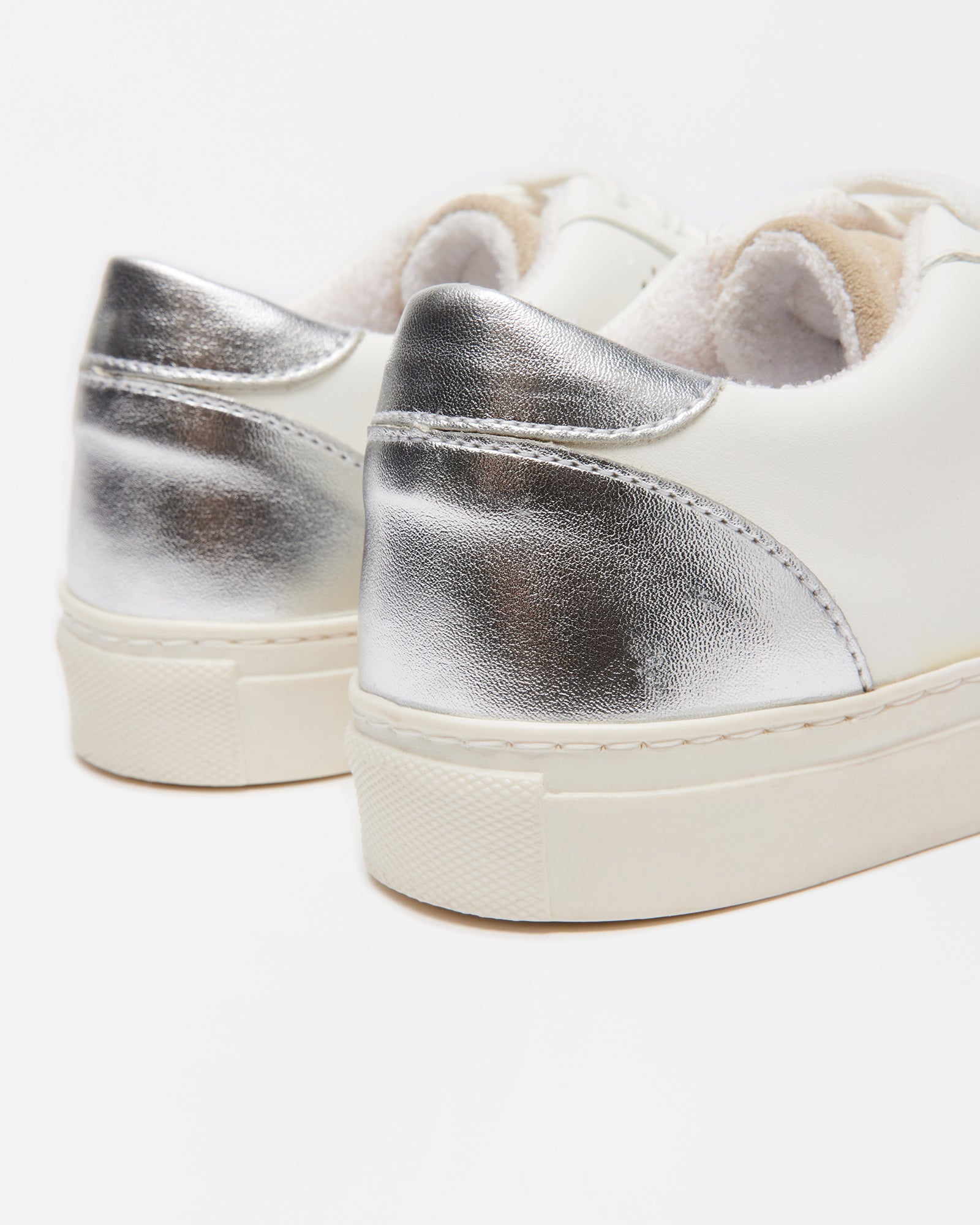 REZZA WHITE - SM REBOOTED、mySite、gtrtttuynbv