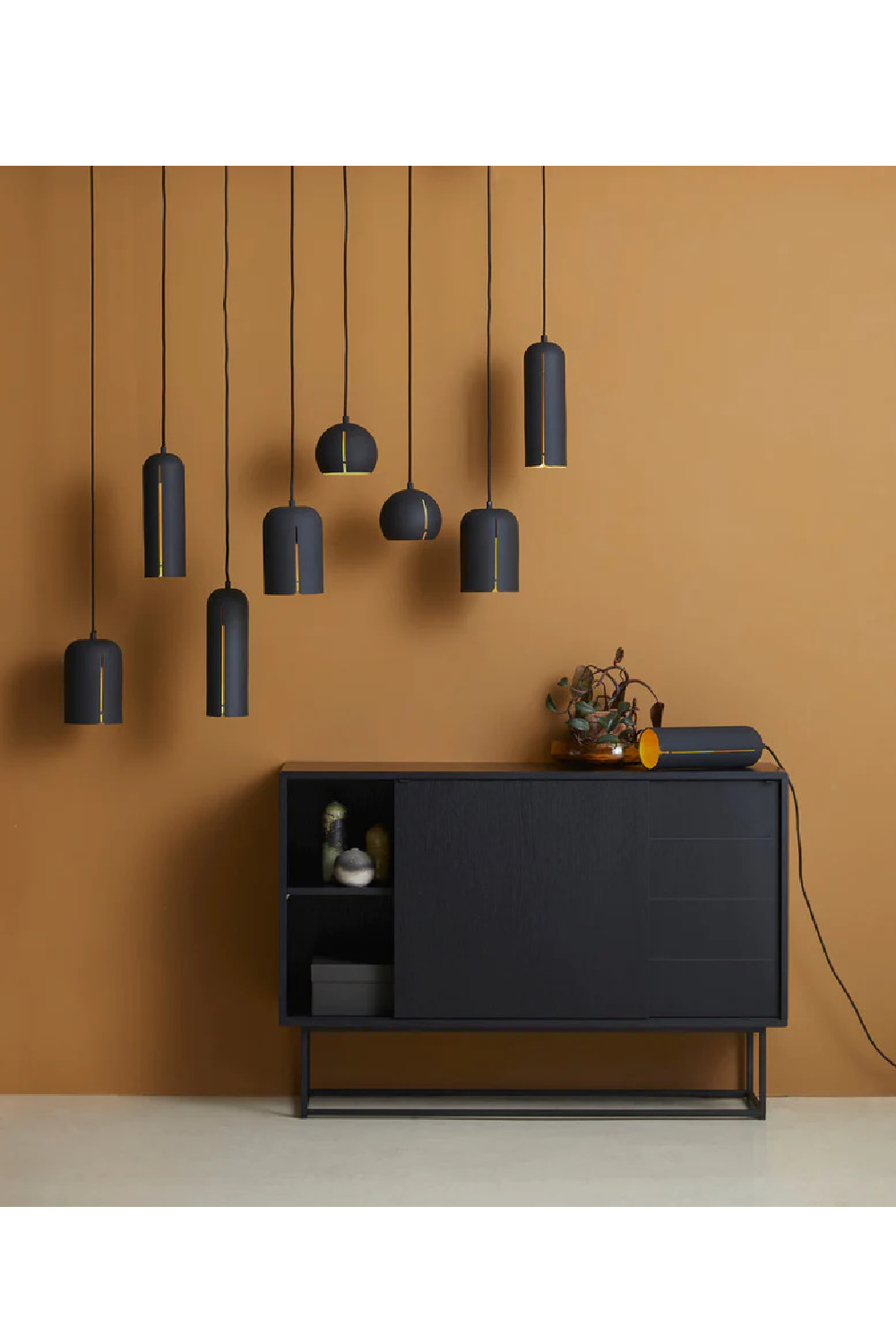 Round Black Pendant Lamp | WOUD Gap、mySite、neckold