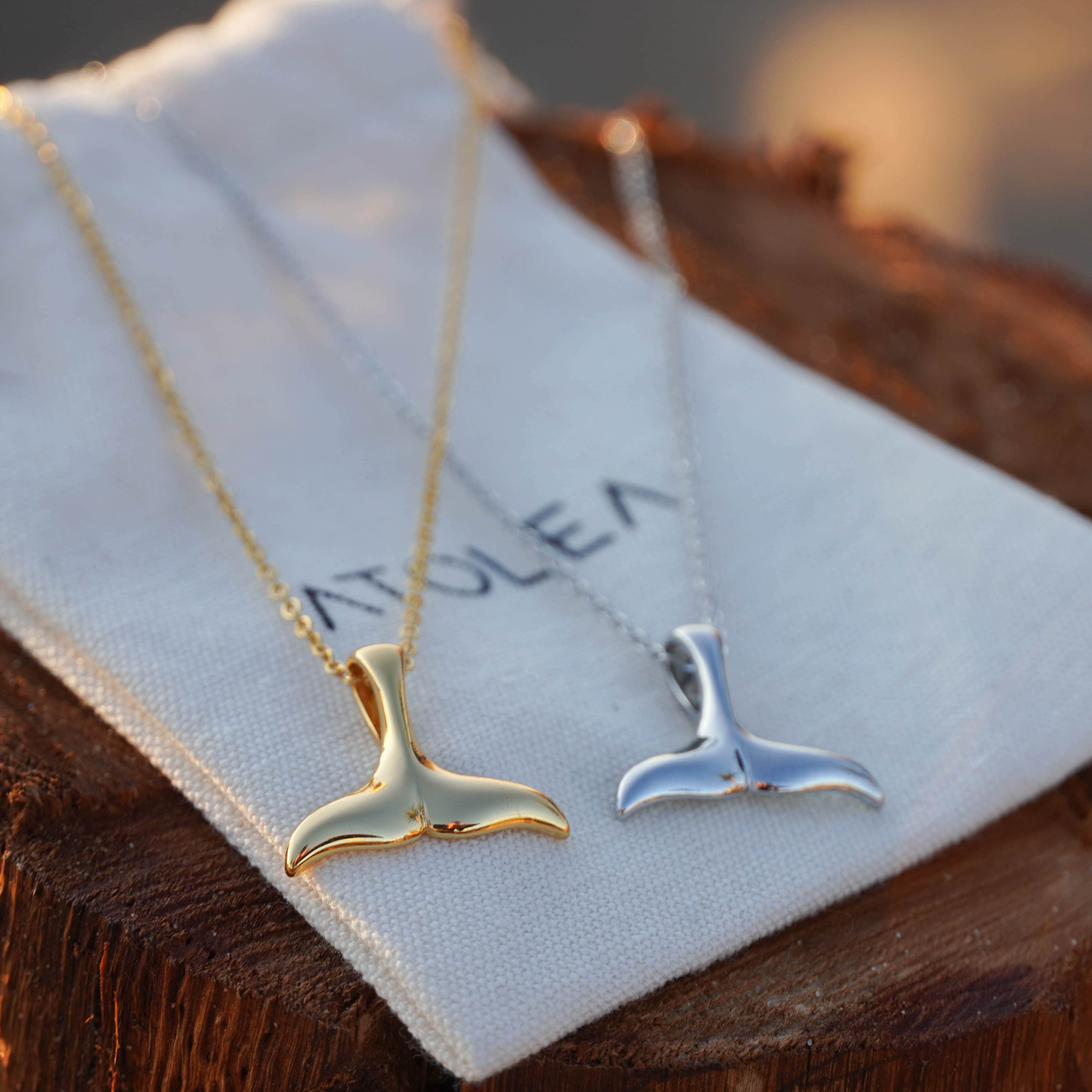 Whale Tail Necklace、mySite、hinf8tx79