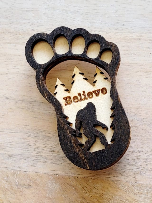 Big Foot Believe Keychain or Magnet-Layered Wood Handmade in the USA、mySite、g9winljtr
