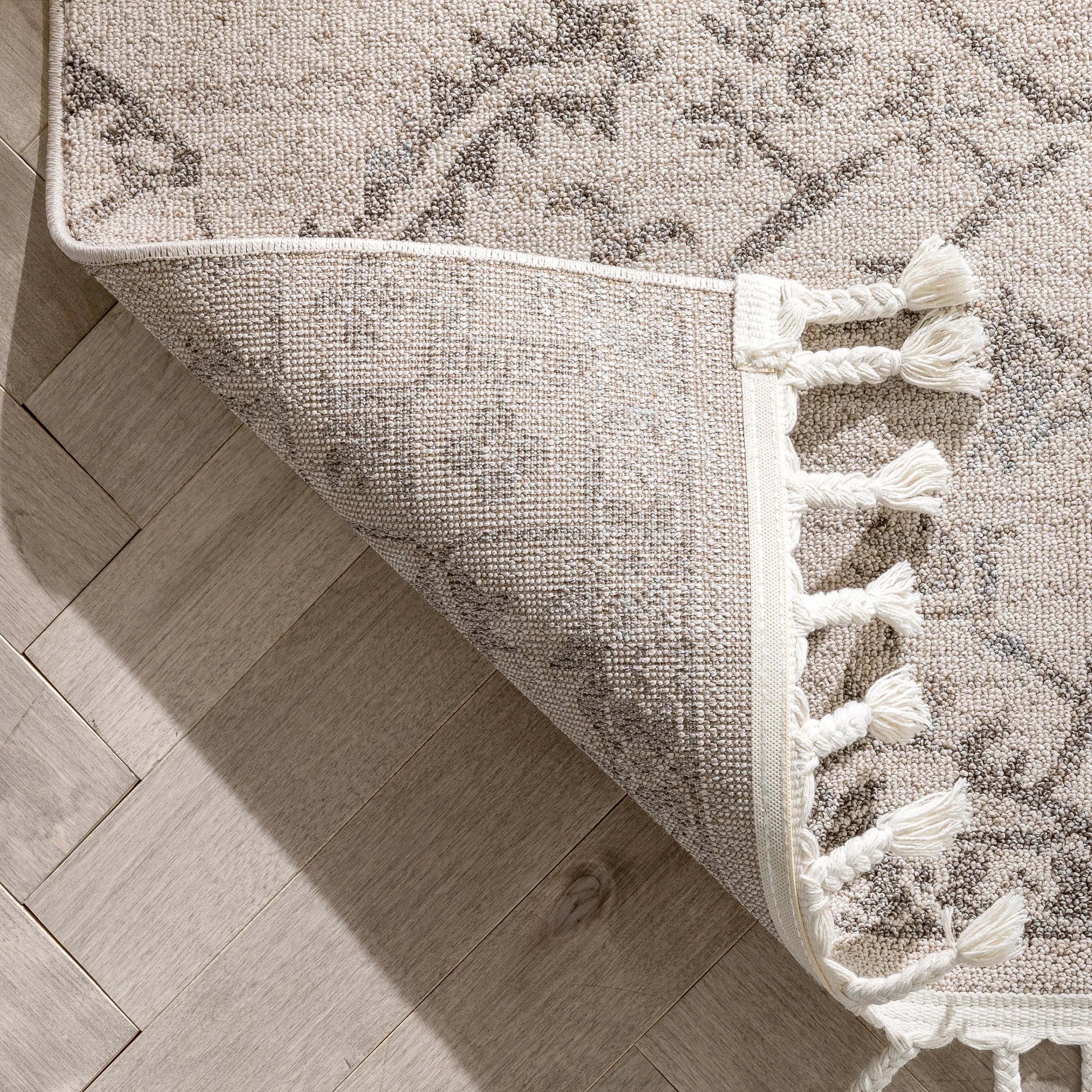 Valentina Oriental Medallion Brown Beige Kilim-Style 5'3 x 7'3 Rug、mySite、gigharbornorthrealestate