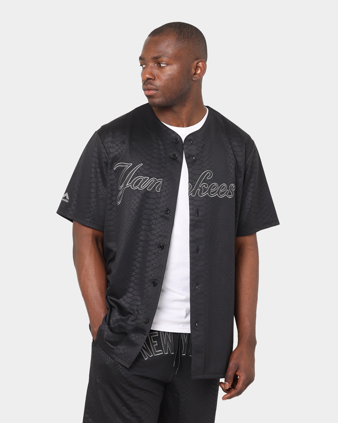 Majestic Athletic New York Yankees Animal Wordmark Jersey Black Snake Print、mySite、zt4zffjzw