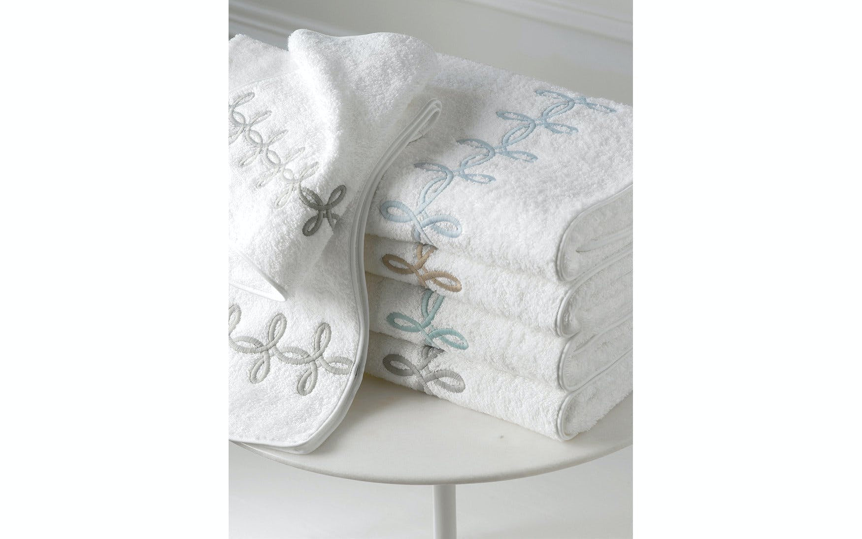  Matouk Gordian Knot Towel、mySite、elrpsem3k