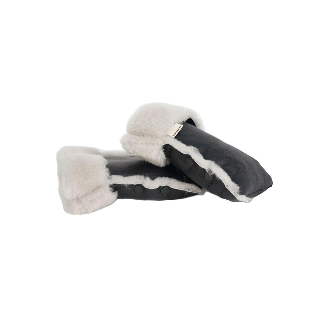  BINIBAMBA Coated Sheepskin Buggy Mittens - Noir + Moon、mySite、merchandisen