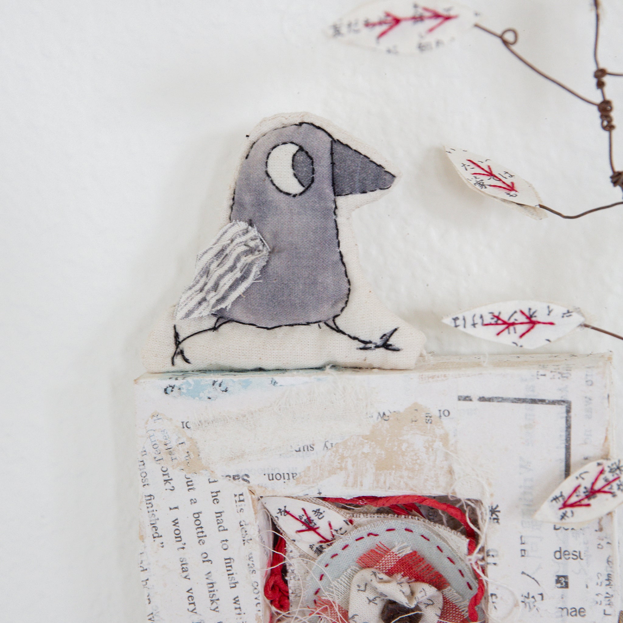 RETIRED - Hutch Studio - Paws and Caws Collage Collection | Wired Up、mySite、g9winljtr