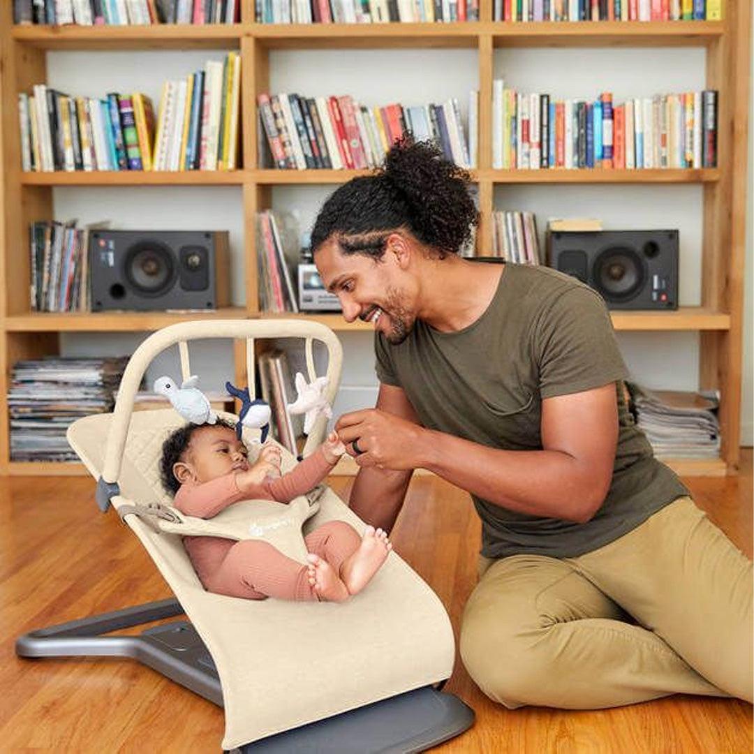  Ergobaby Evolve Bouncer Toy Bar - Ocean Wonders - Cream、mySite、merchandisen
