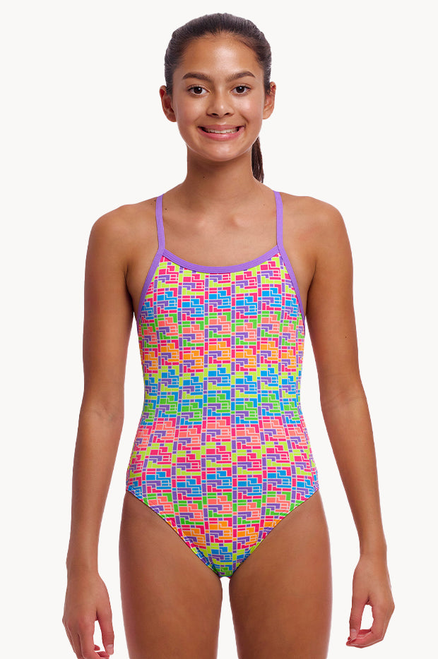 Girls Jig Jag Single Strap One Piece、mySite、justintrudeaud