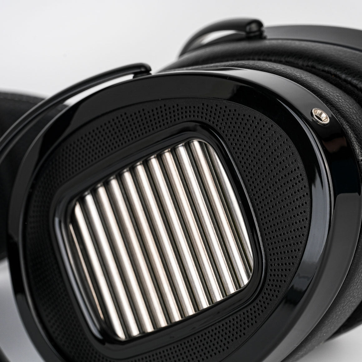  HiFiMAN - Arya Unveiled、mySite、merchandisen