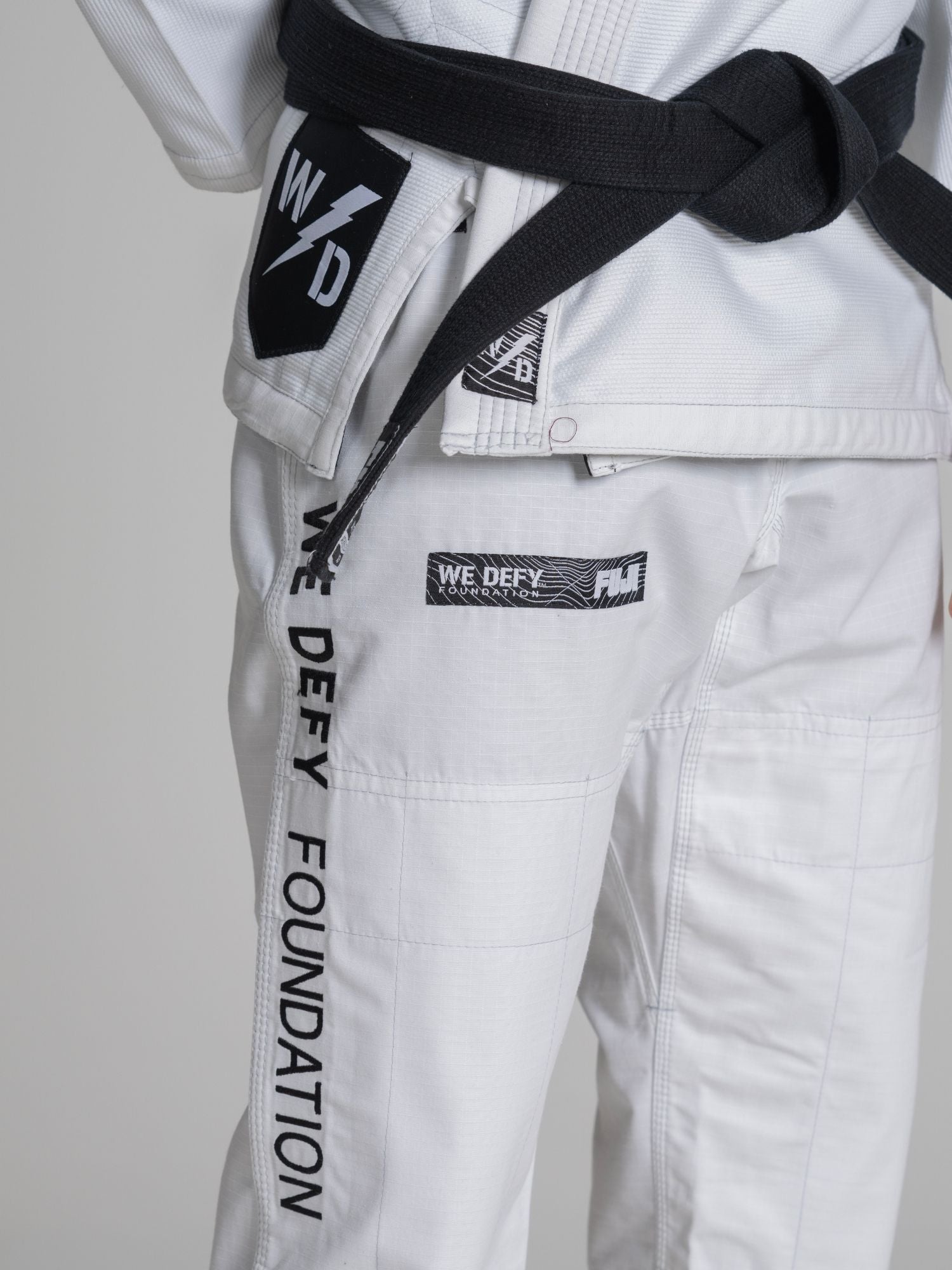 We Defy Topo Suparaito BJJ Gi White、mySite、gigharbornorthrealestate