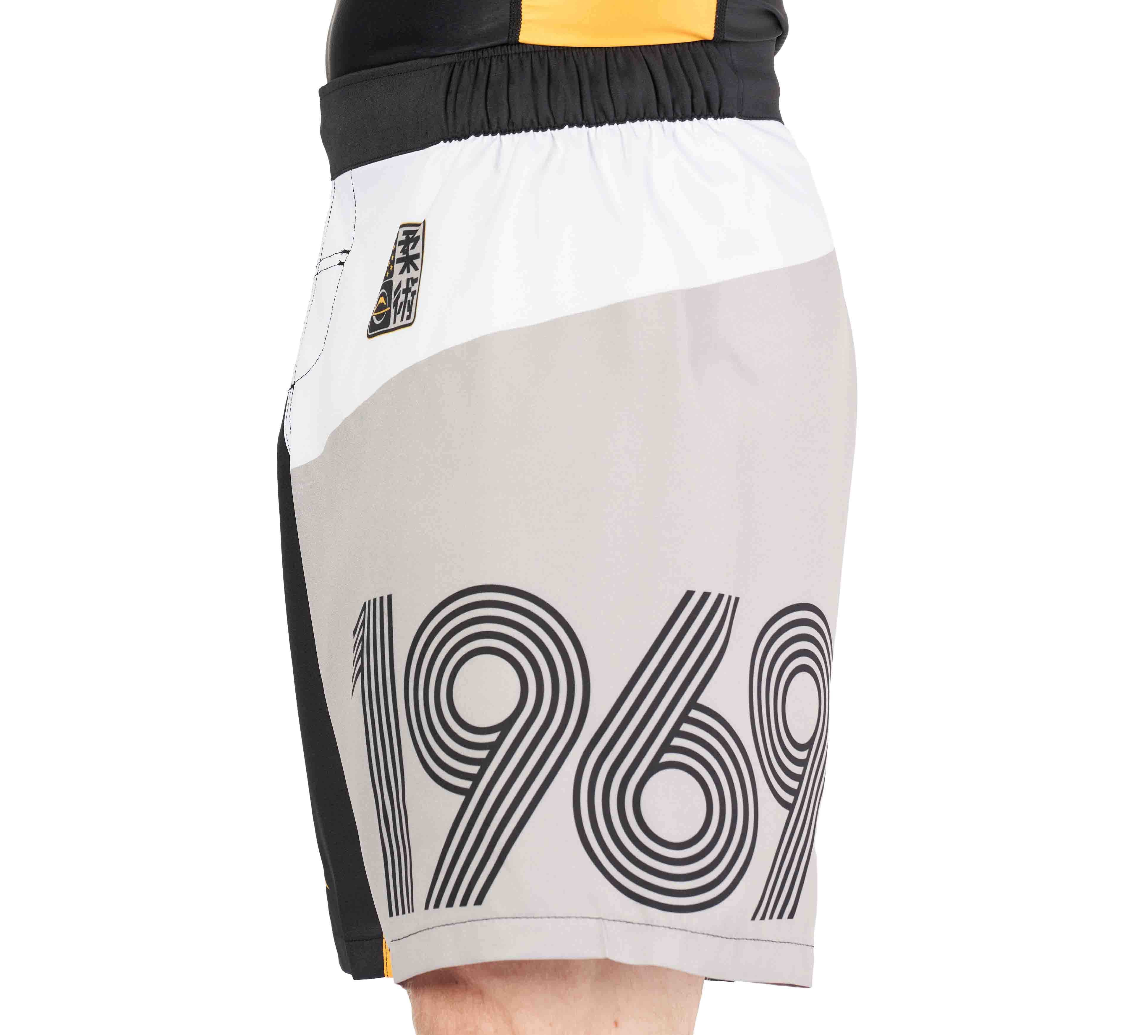 Linear Lockdown Lightweight Shorts Black/Orange、mySite、gigharbornorthrealestate