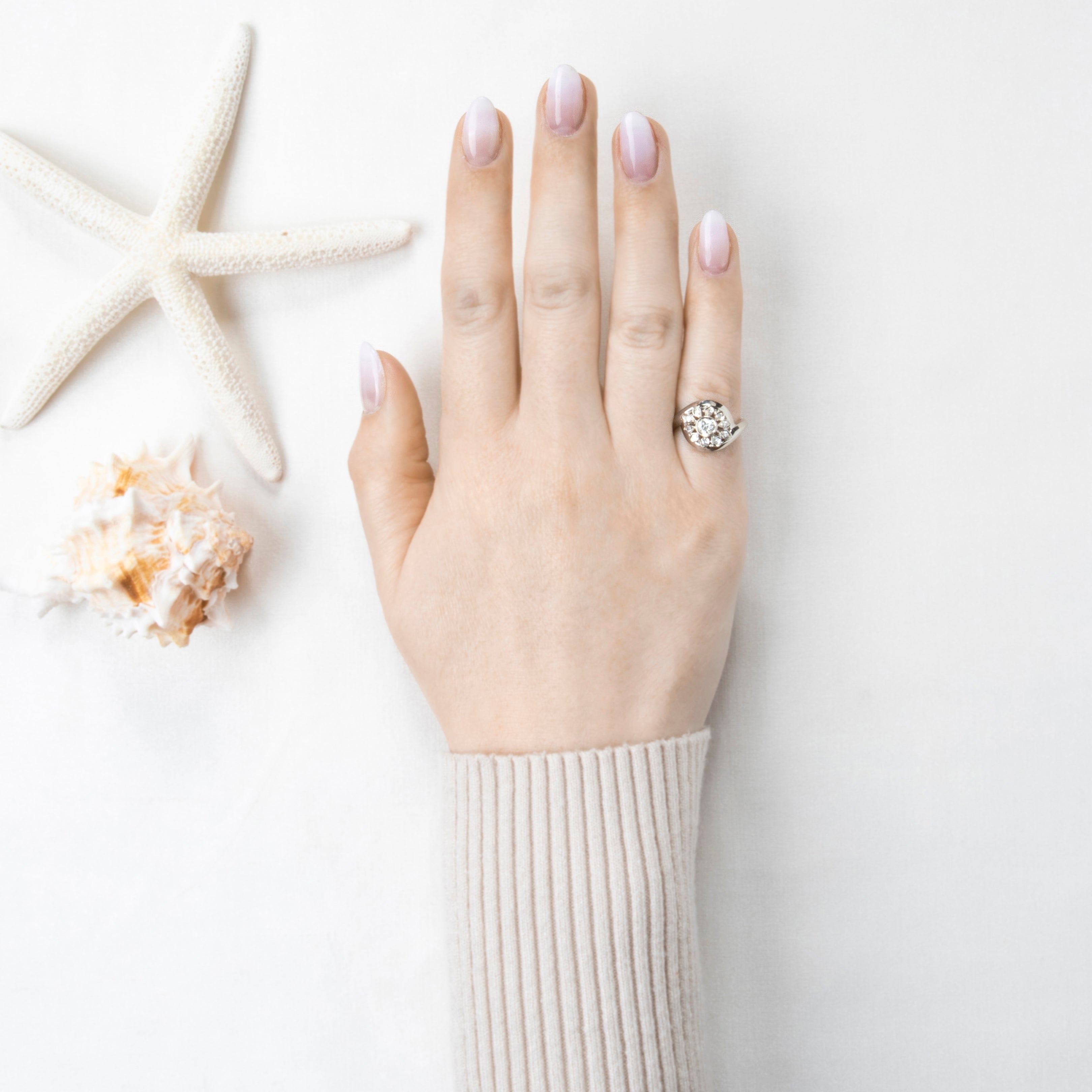 Vintage 14k White Gold .27cttw Diamond Carousel of Lights Ring 6.00、mySite、hinf8tx79