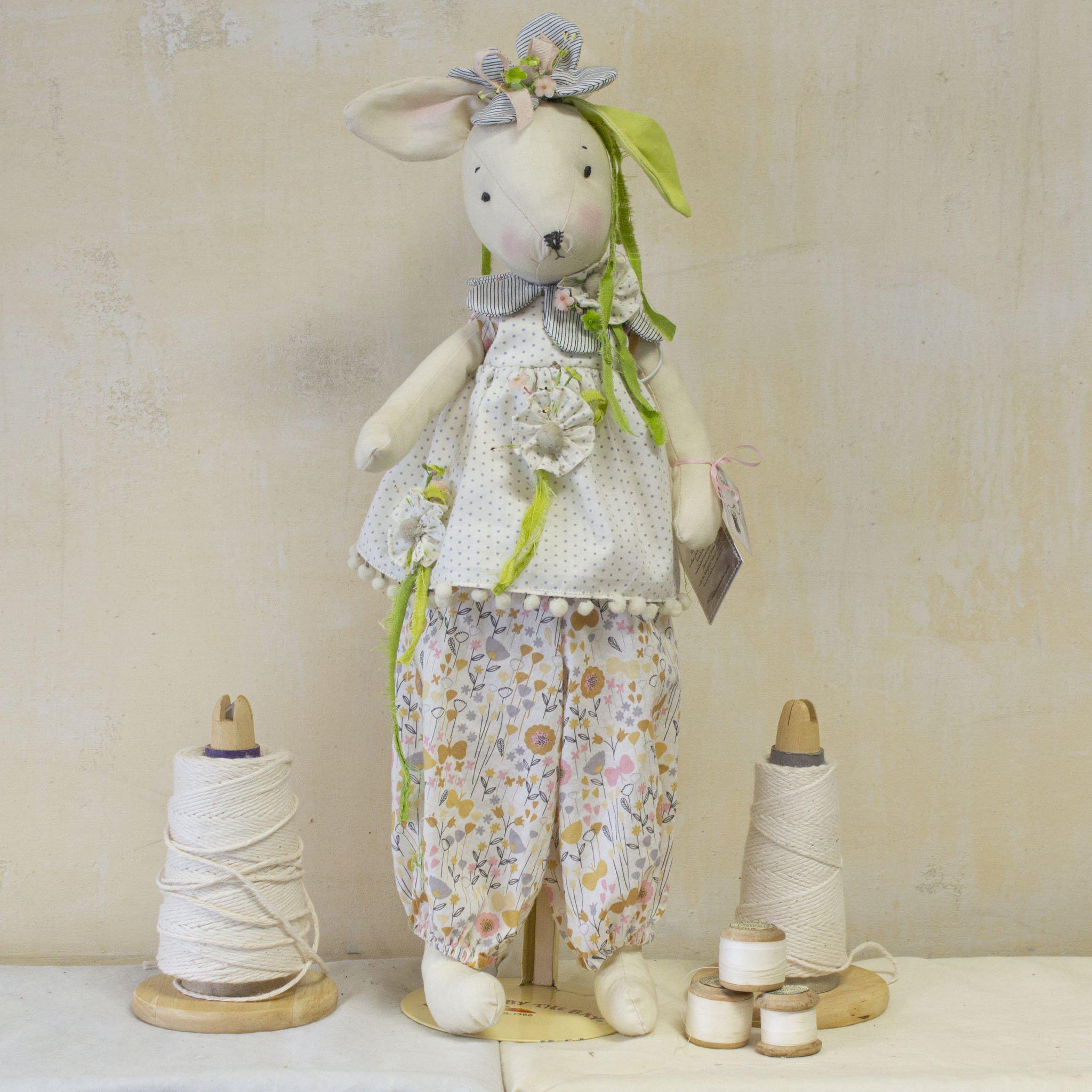RETIRED - Hutch Studio - Tall Tillie - One Of A Kind Bunny、mySite、g9winljtr