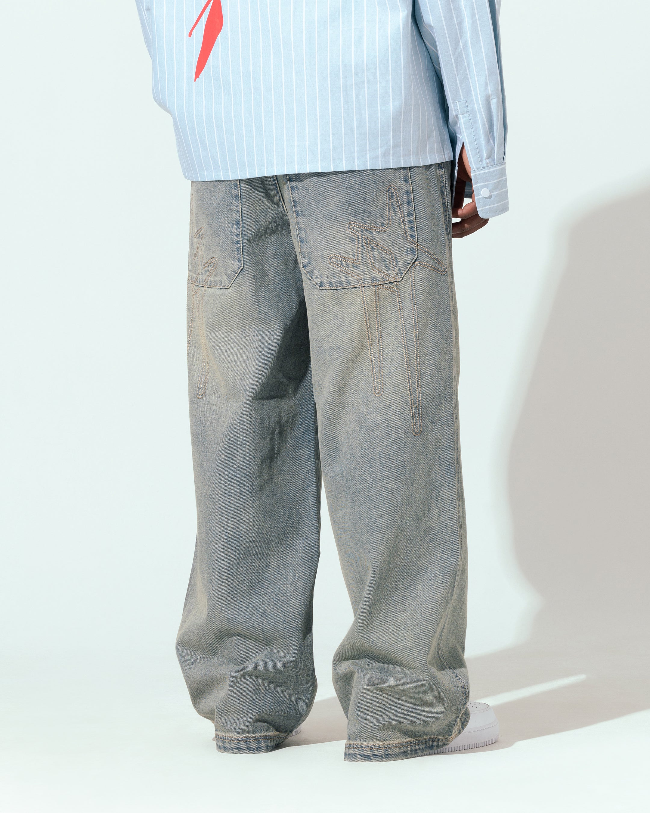 {product_title} - {shop_name}