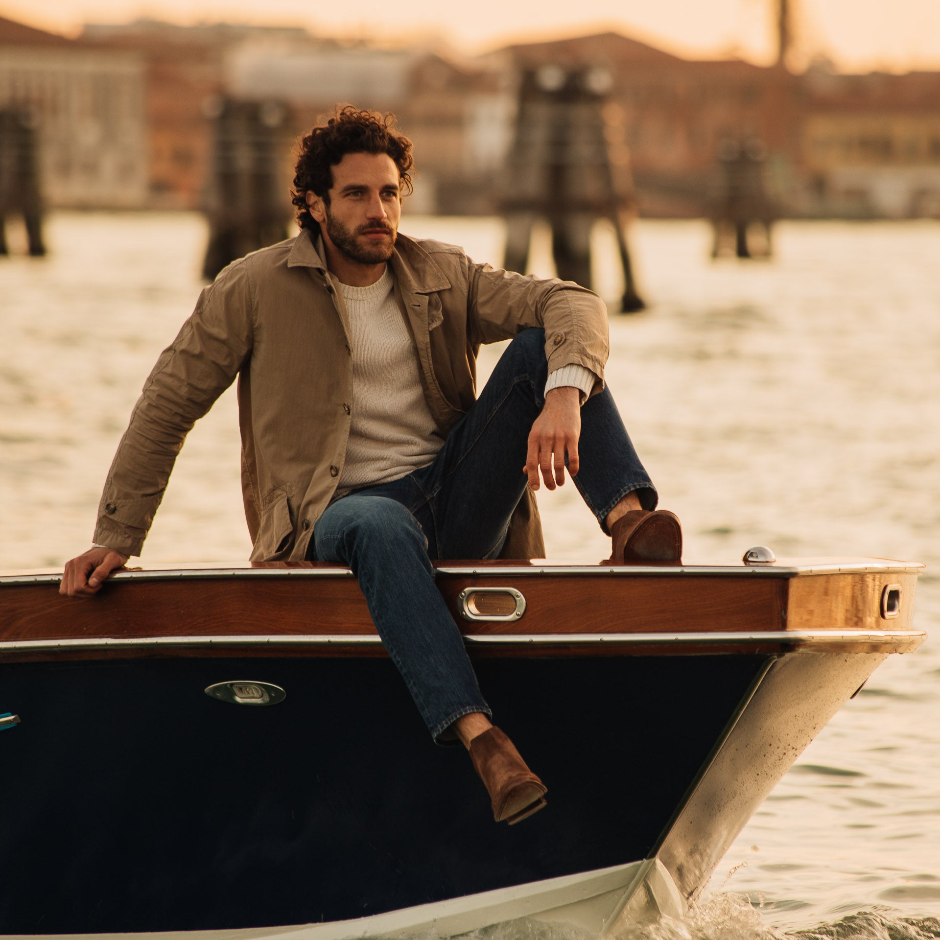  Ofelè、mySite、merchandisen