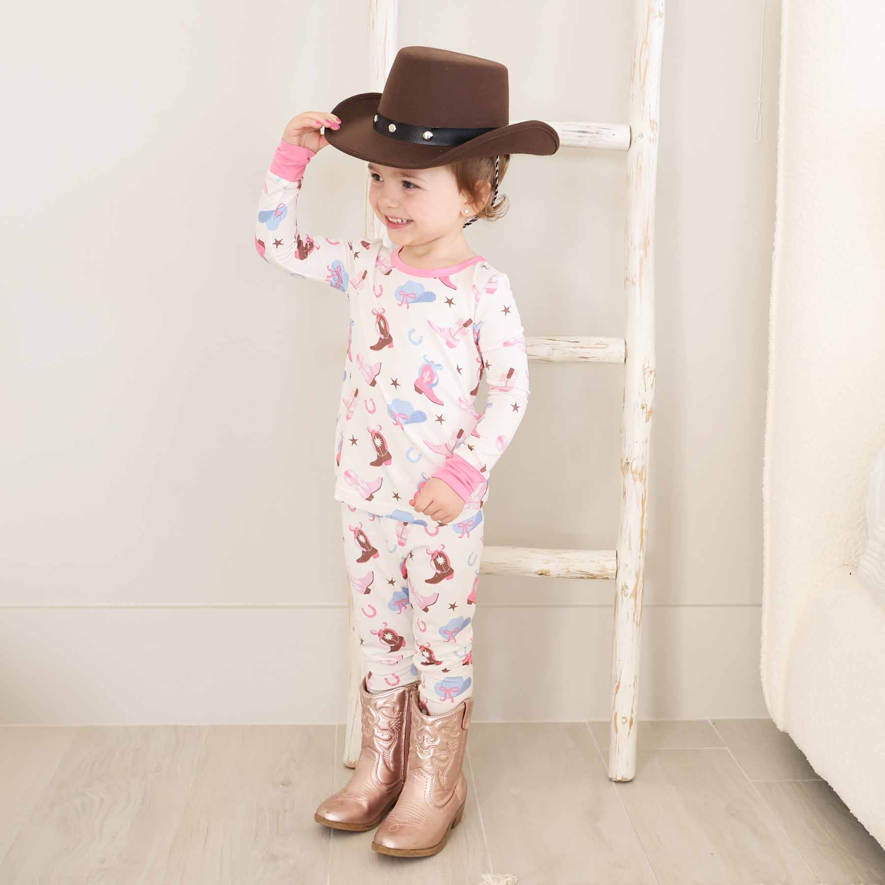  Boot Scootin' Two Piece Pajama Set、mySite、layawaytickets