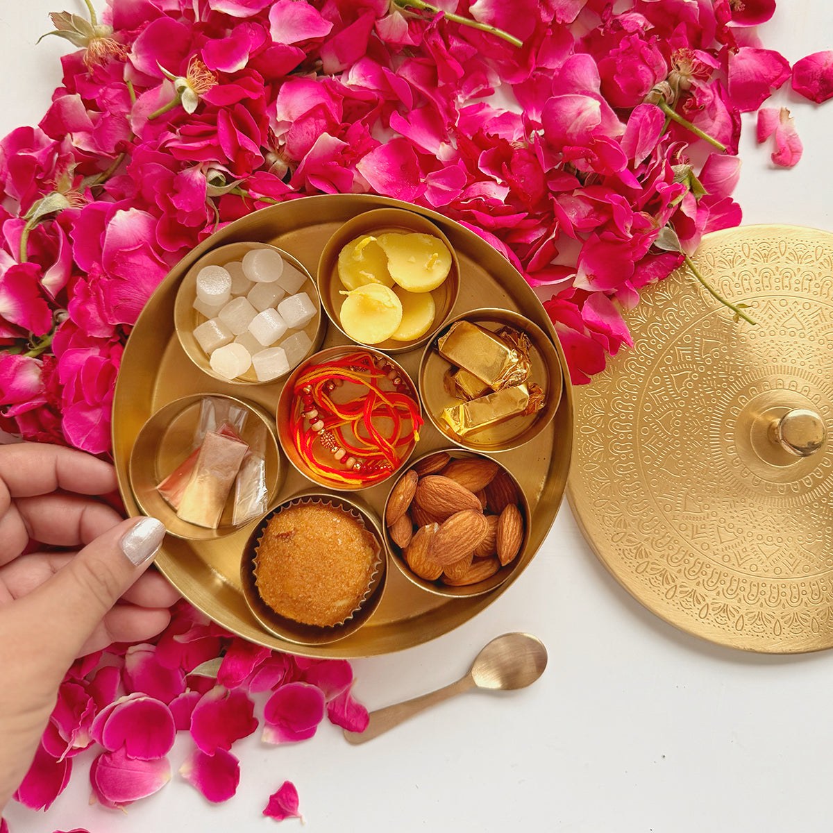 Brass Masala Box | Rangoli | 6 inches、mySite、camillekostekn