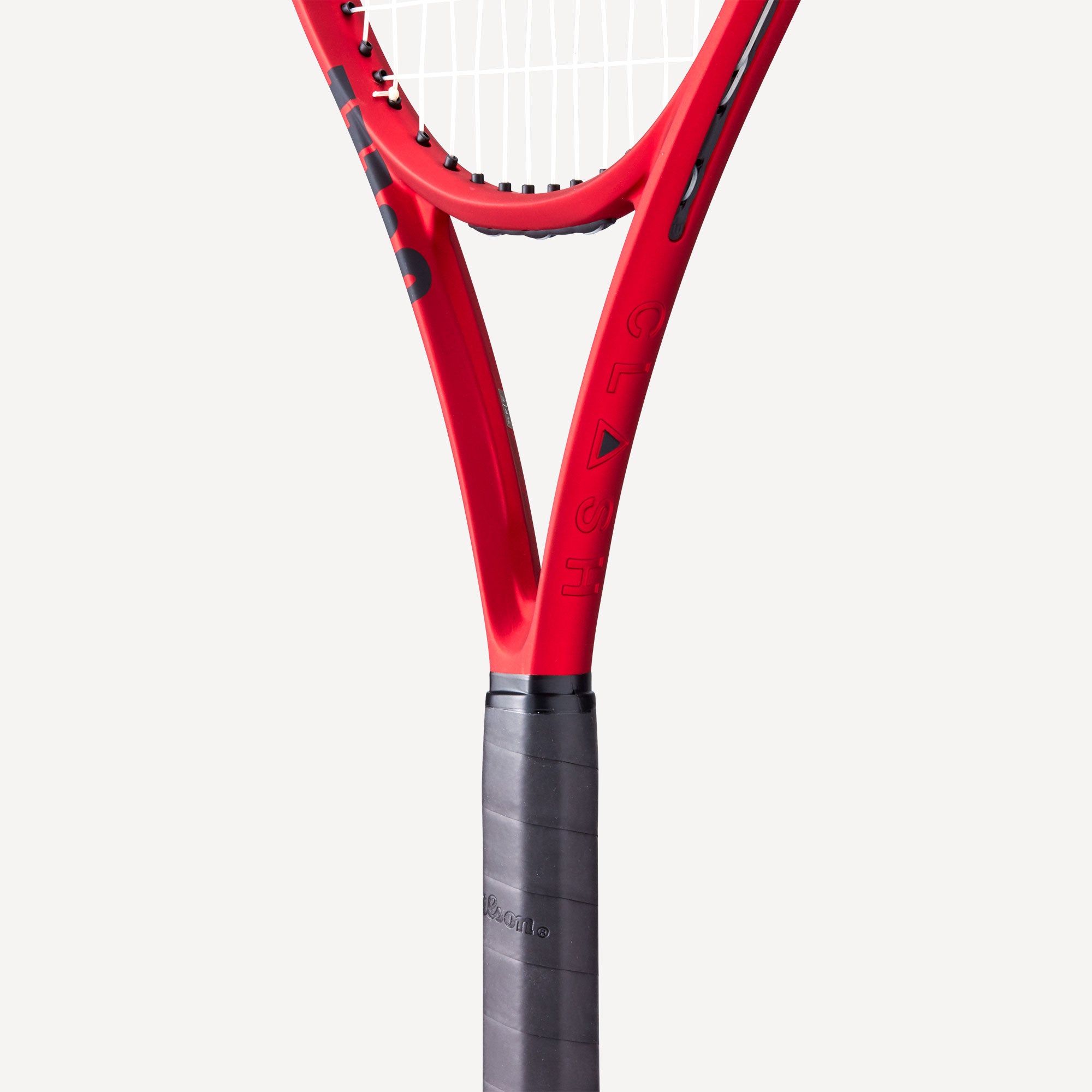 Wilson Clash 100 V2 Tennis Racket