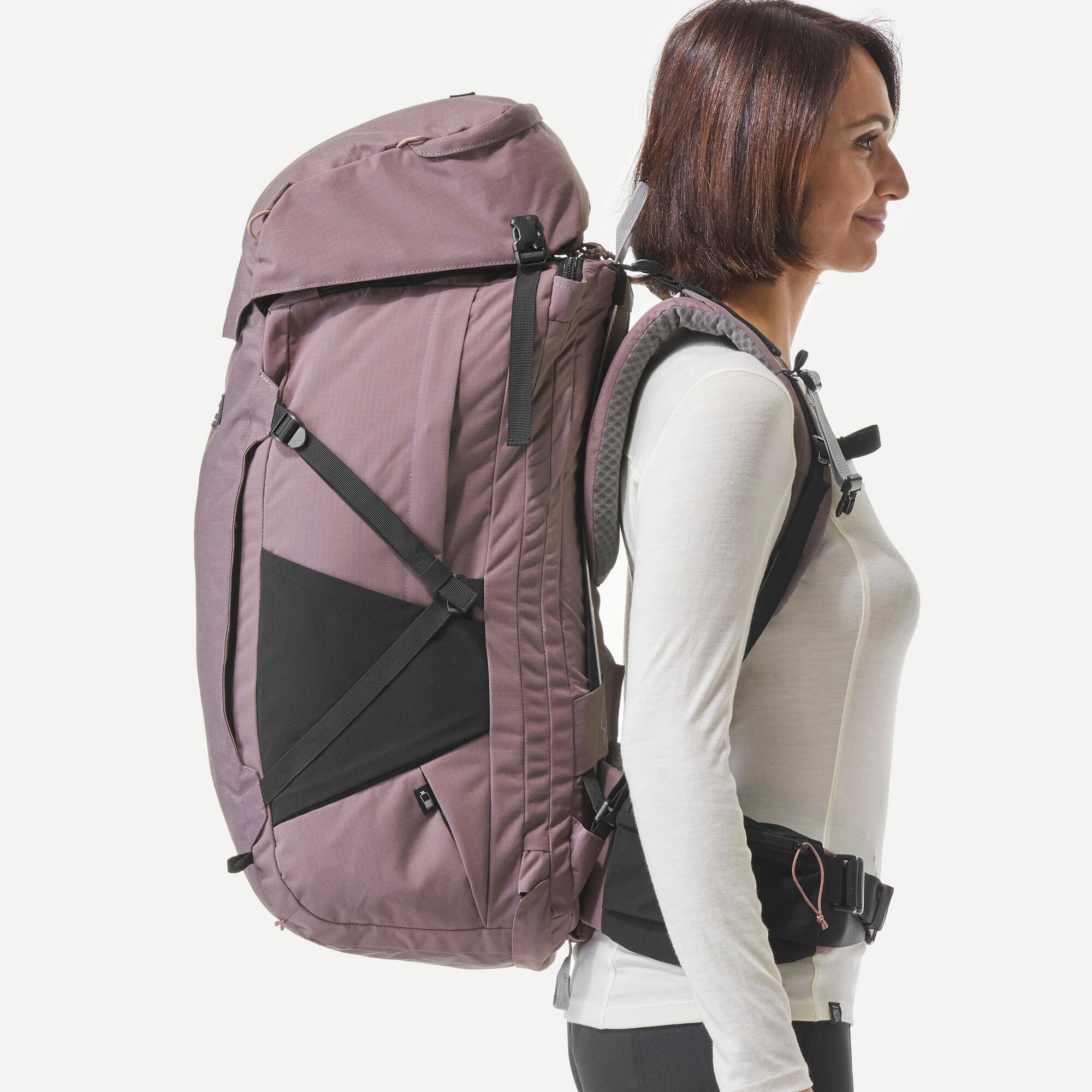 Forclaz Women's Travel 900 60 + 6 L Backpacking Pack