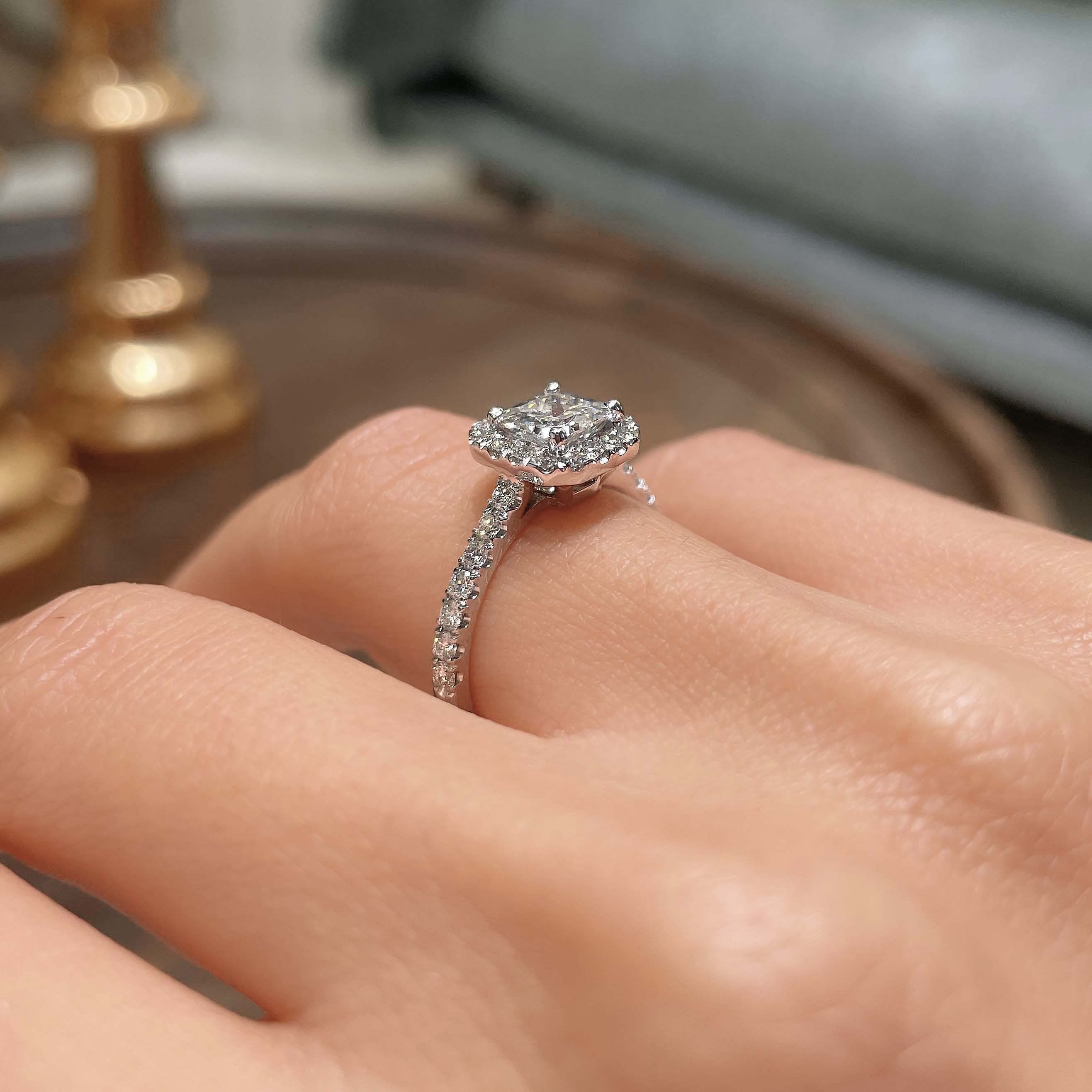 Cora Diamond Engagement Ring -Platinum、mySite、hinf8tx79