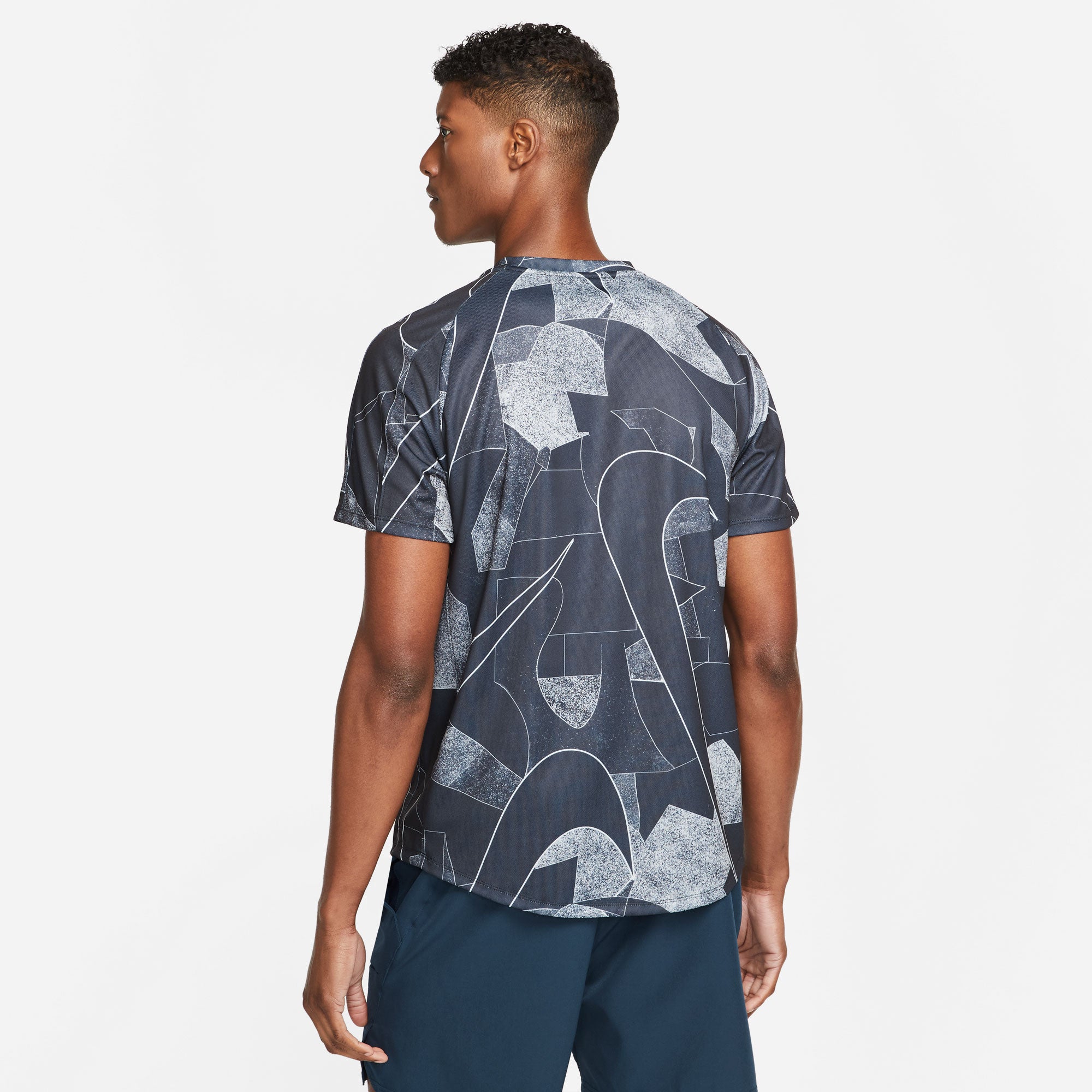 NikeCourt Dri-FIT Victory Men's Printed Tennis Shirt