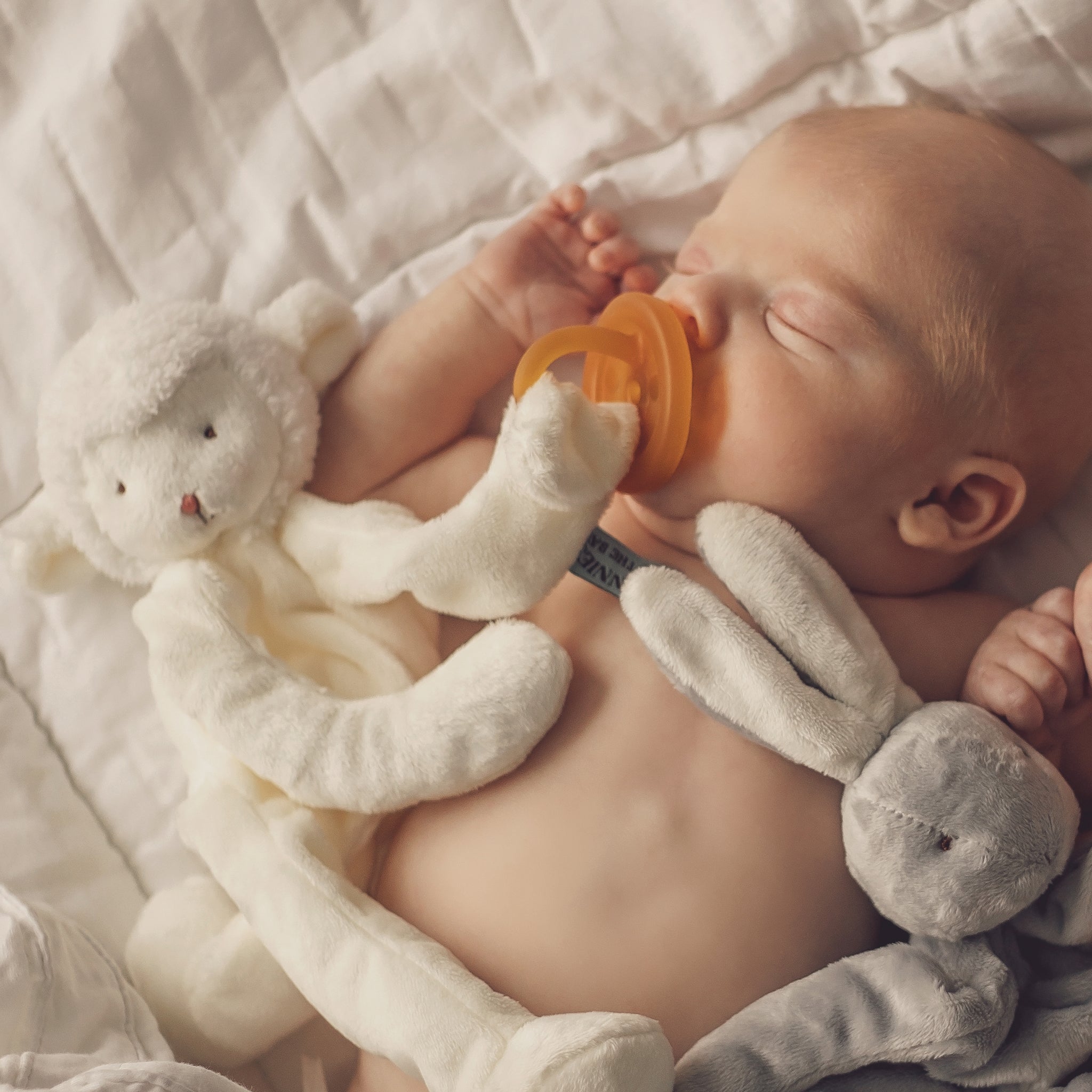 Snuggle and Soothe Baby Gift Set - Cream、mySite、g9winljtr