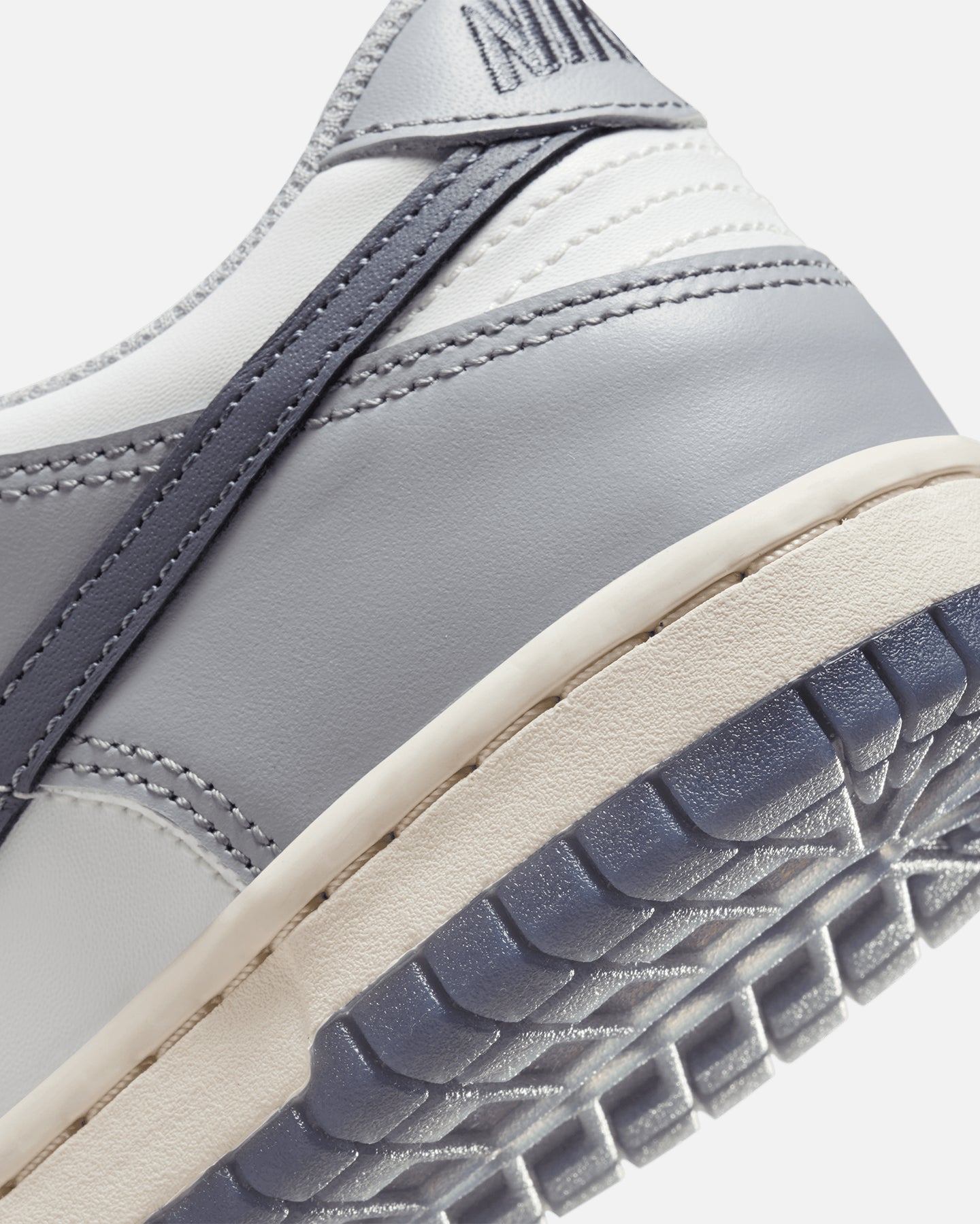 Nike Kids' Dunk Low (GS) Summit White、mySite、zt4zffjzw