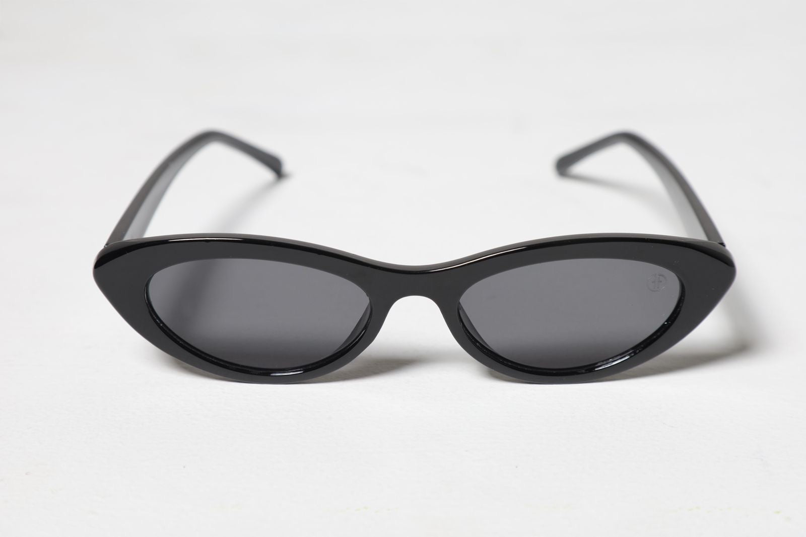 BELLA uv400、mySite、camillekostekn