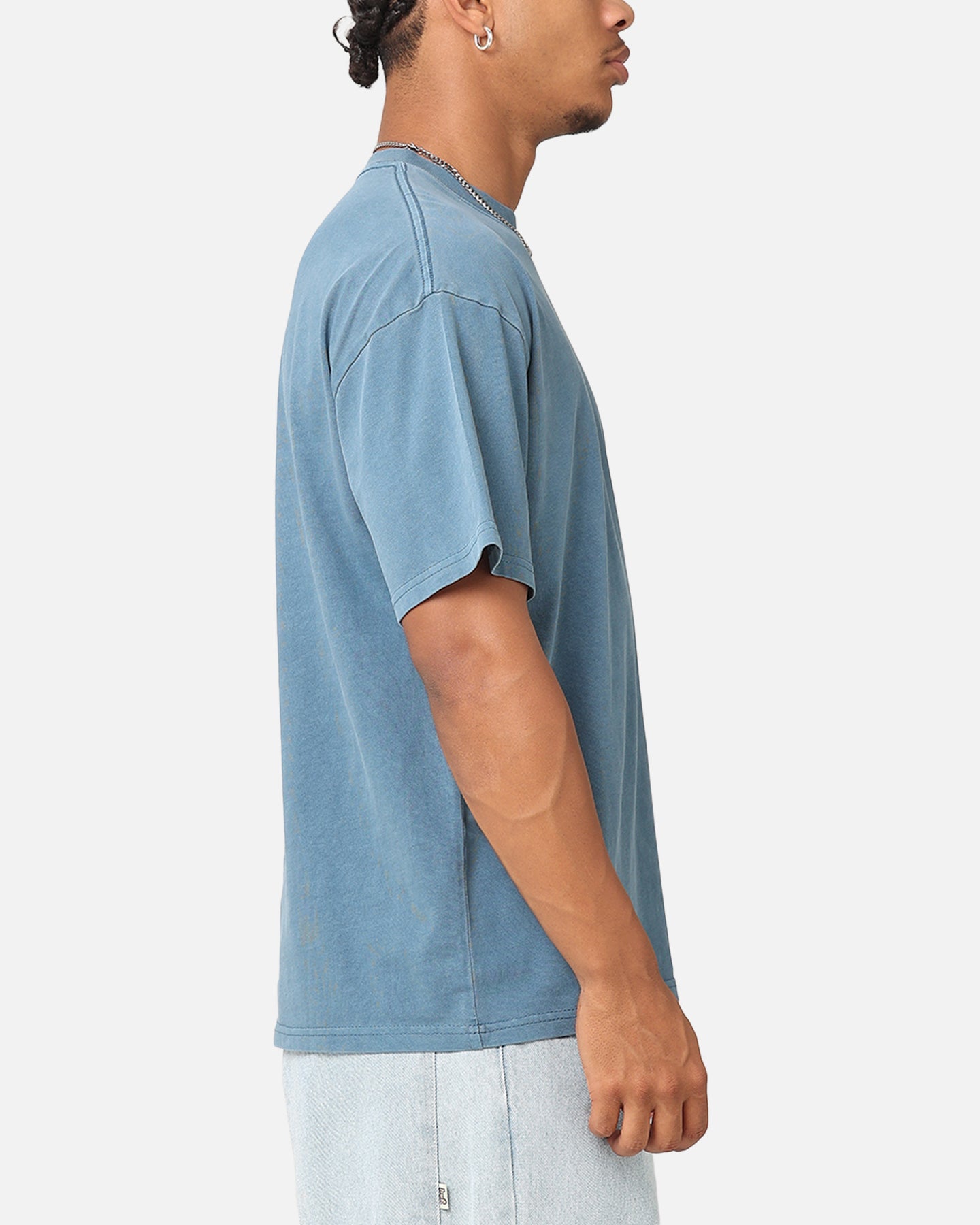 {product_title} - {shop_name}