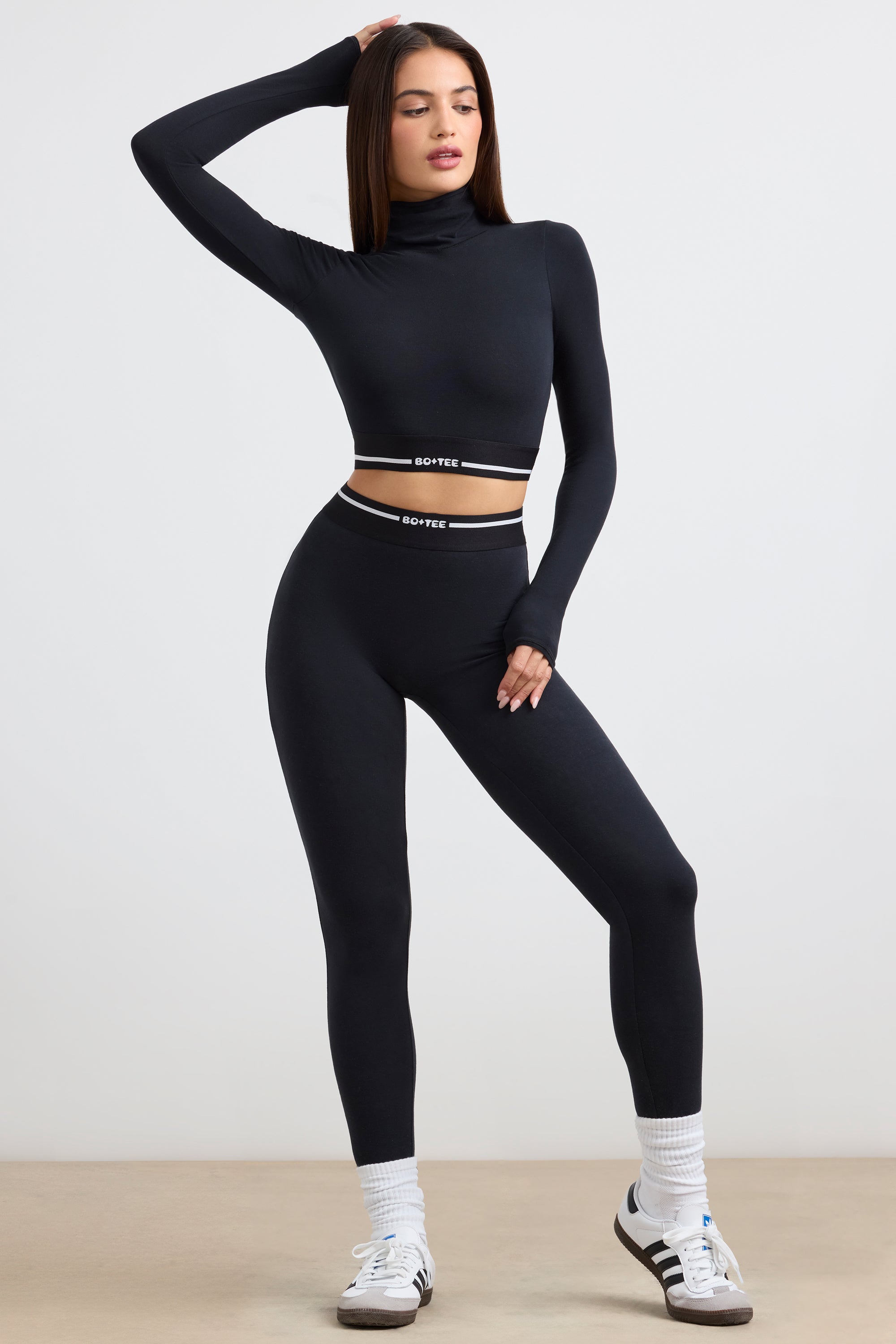 High-Waist Leggings in Black、mySite、solidvoid