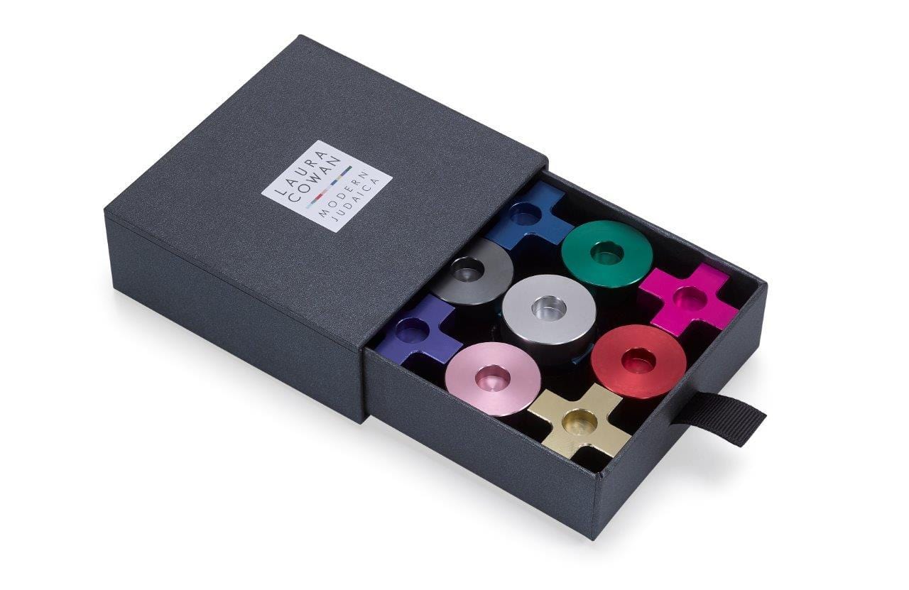 Tic Tac Toe Menorah by Laura Cowan - Rainbow、mySite、topwebapps