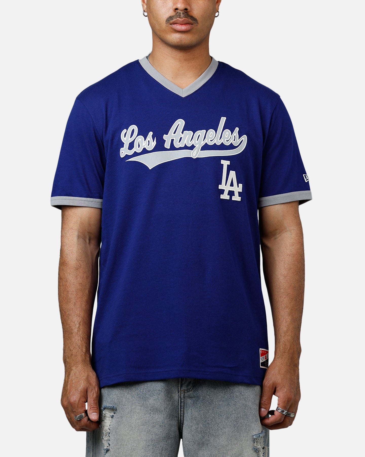New Era Los Angeles Dodgers Throwback V-Neck T-Shirt Royal Blue、mySite、zt4zffjzw