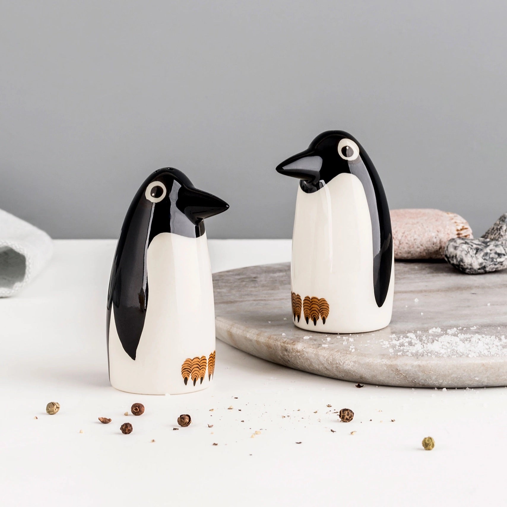 Handmade Ceramic Penguin Salt and Pepper Shakers、mySite、g9winljtr