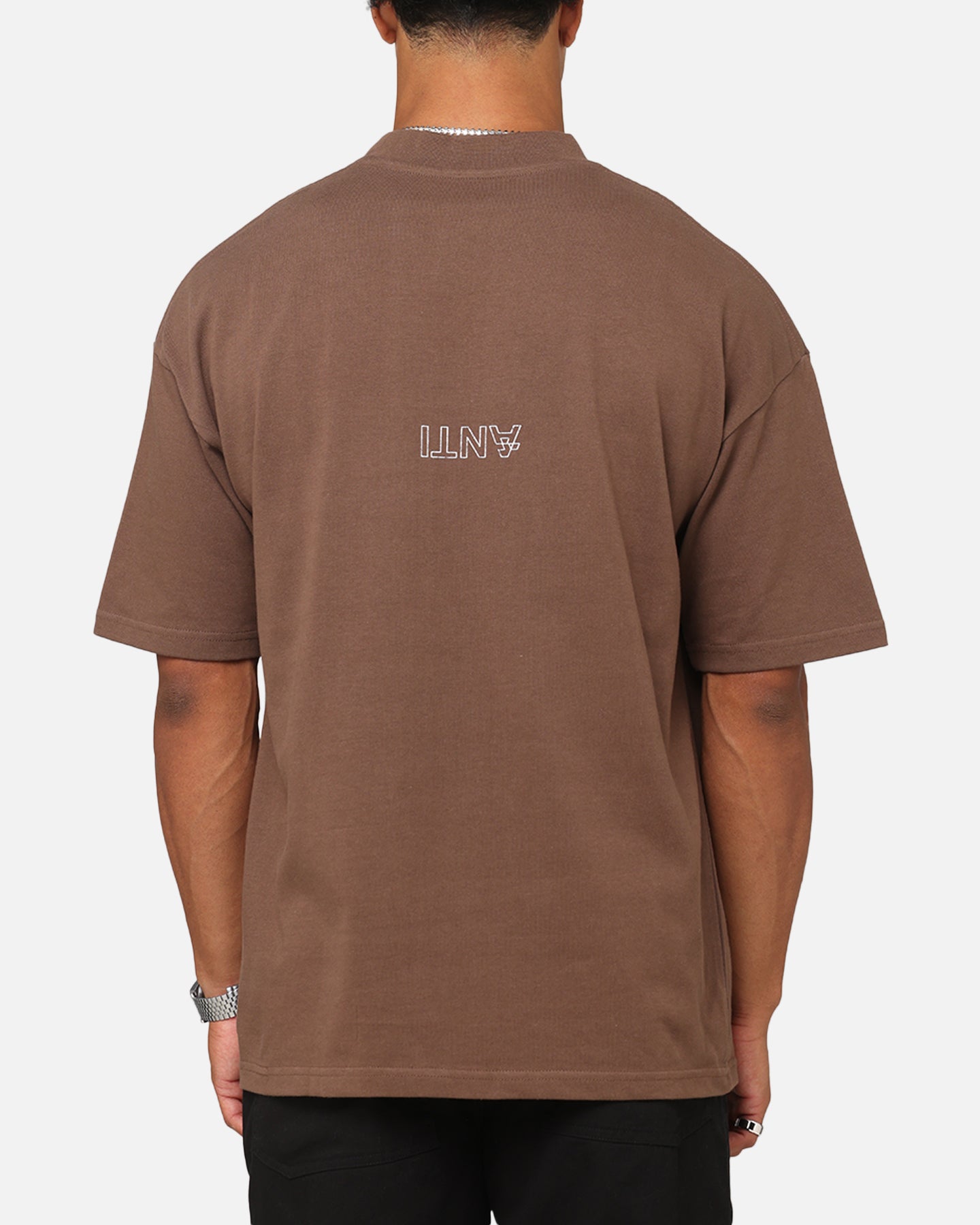 {product_title} - {shop_name}