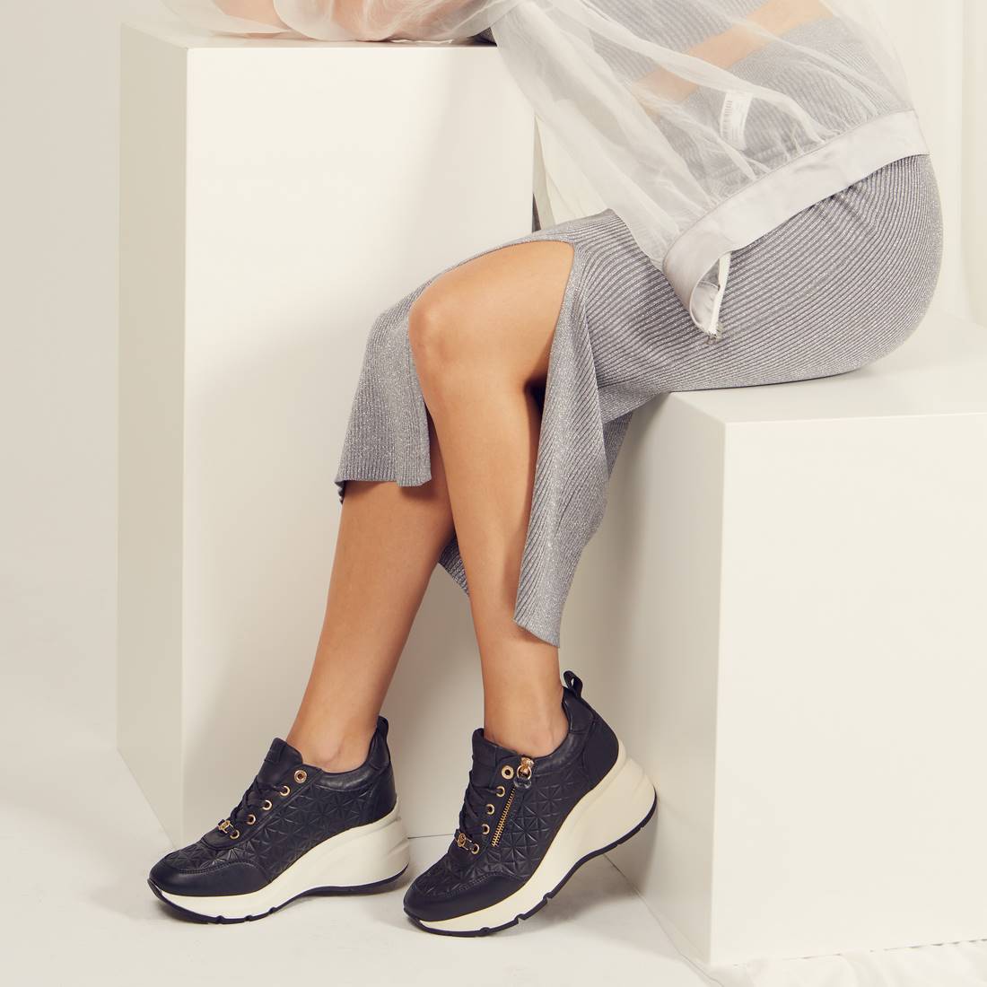 ZAPATO DE MUJER CARMELA 16119901、mySite、gtrtttuynbv