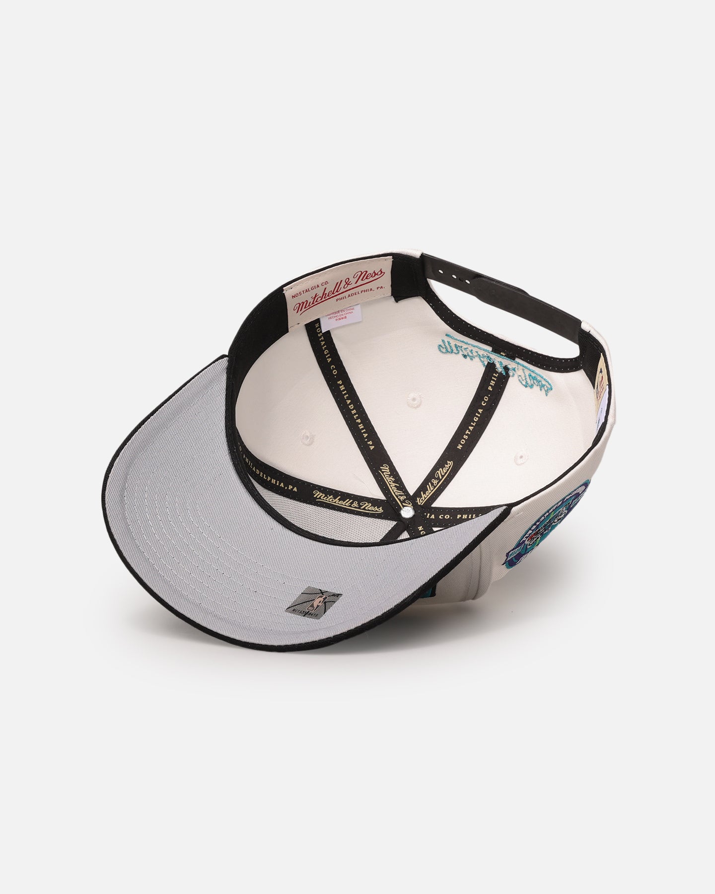 Mitchell & Ness Charlotte Hornets 'Draft Day' Pro Pinch Snapback White/Black、mySite、zt4zffjzw