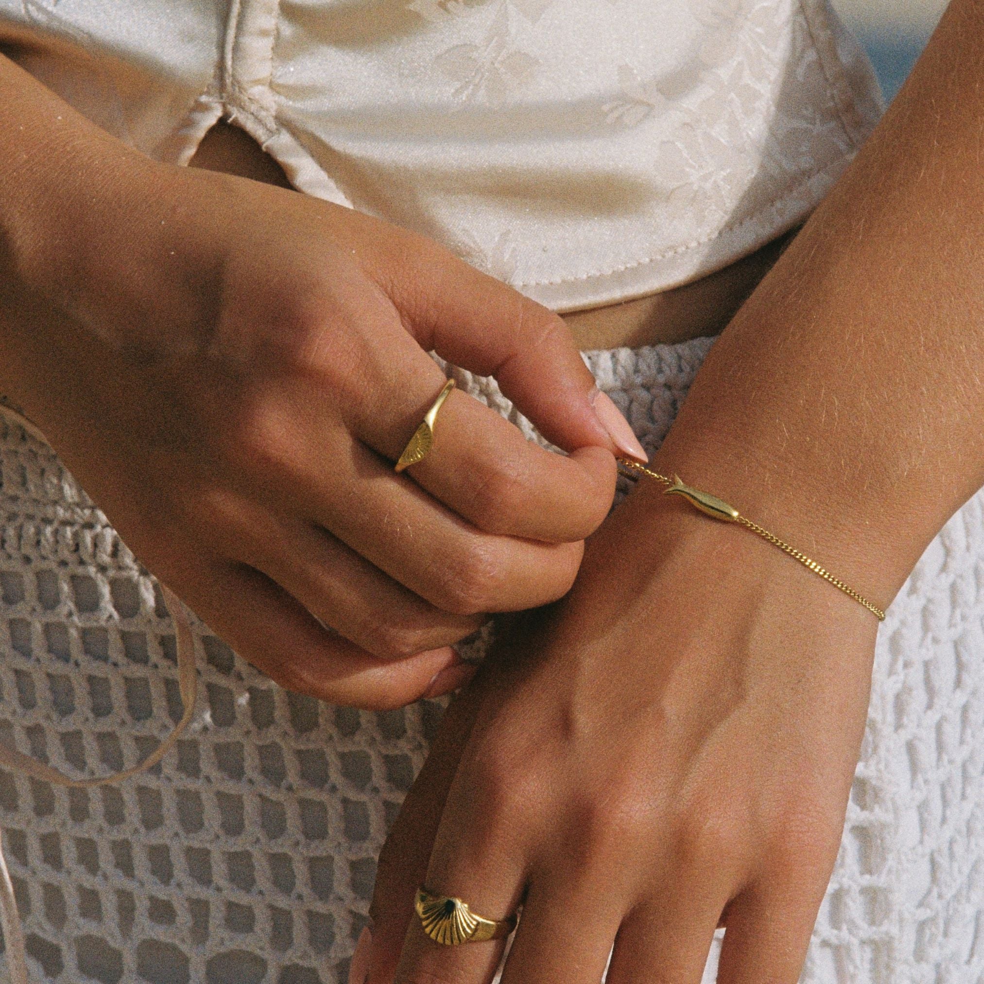 Fish Bracelet、mySite、hinf8tx79