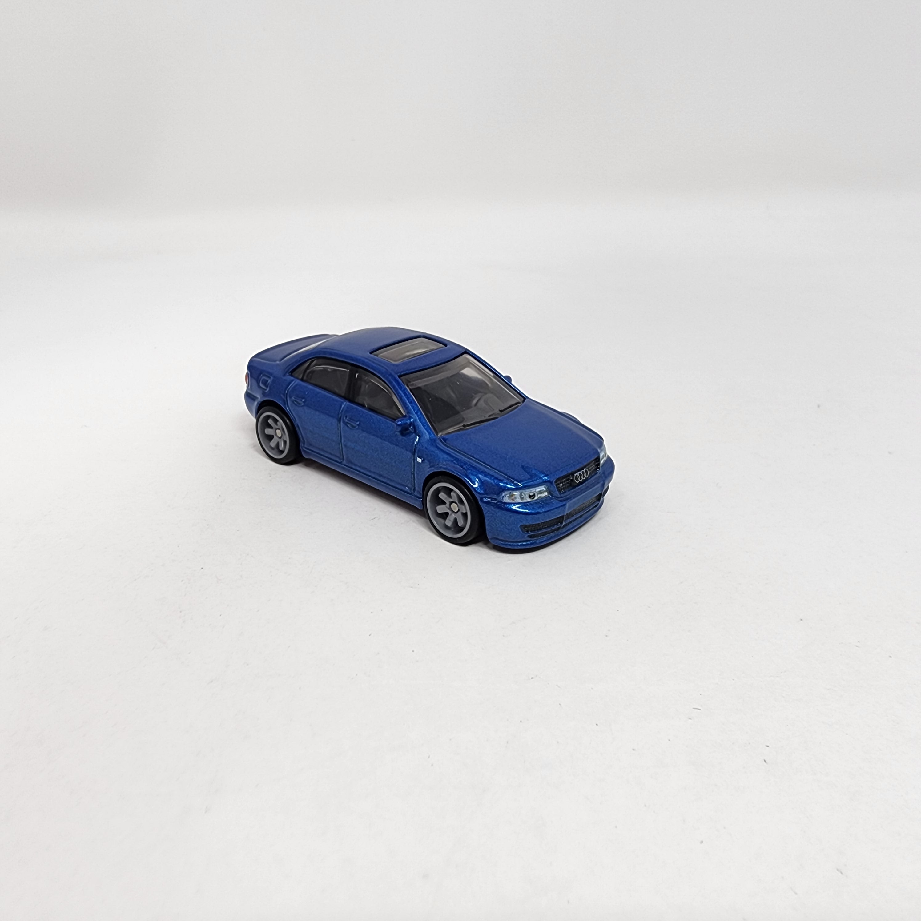Audi S4 quattro * Blue * 1:64 scale Loose Diecast Hot Wheels、mySite、hgirdovlk
