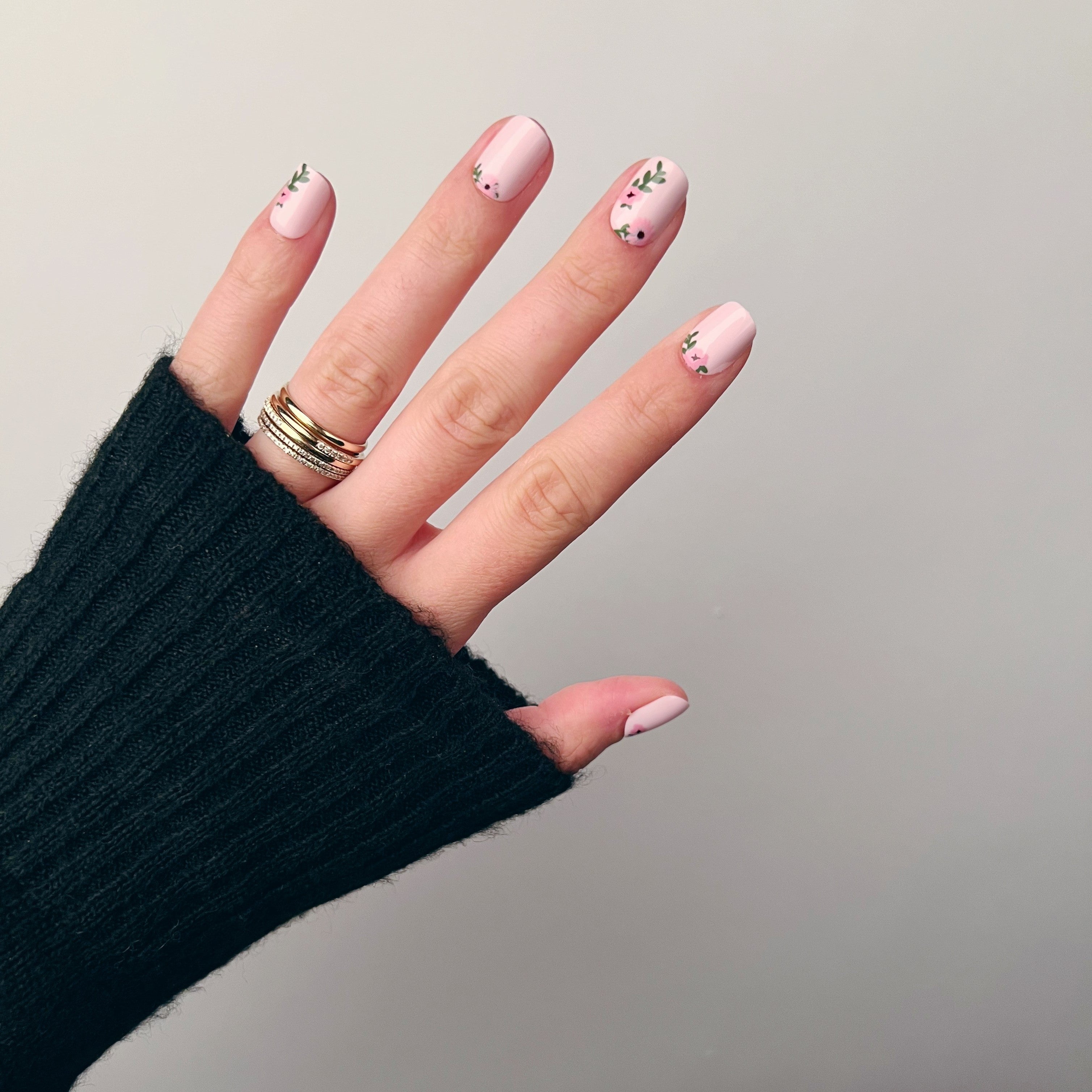 Wild Bouquet - Press-On | Short | Squoval、mySite、solidvoid