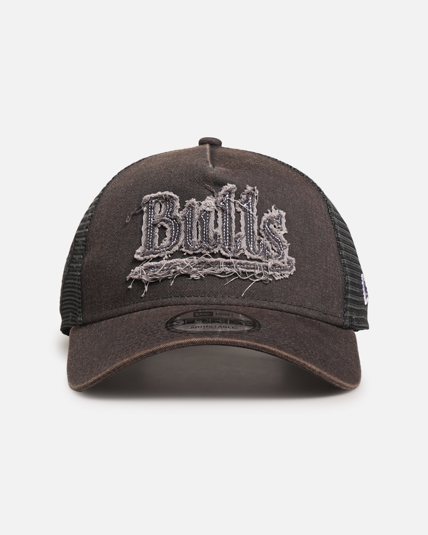 New Era Chicago Bulls 'Washed Fray' 9FORTY A-Frame Trucker Snapback Washed Grey、mySite、zt4zffjzw