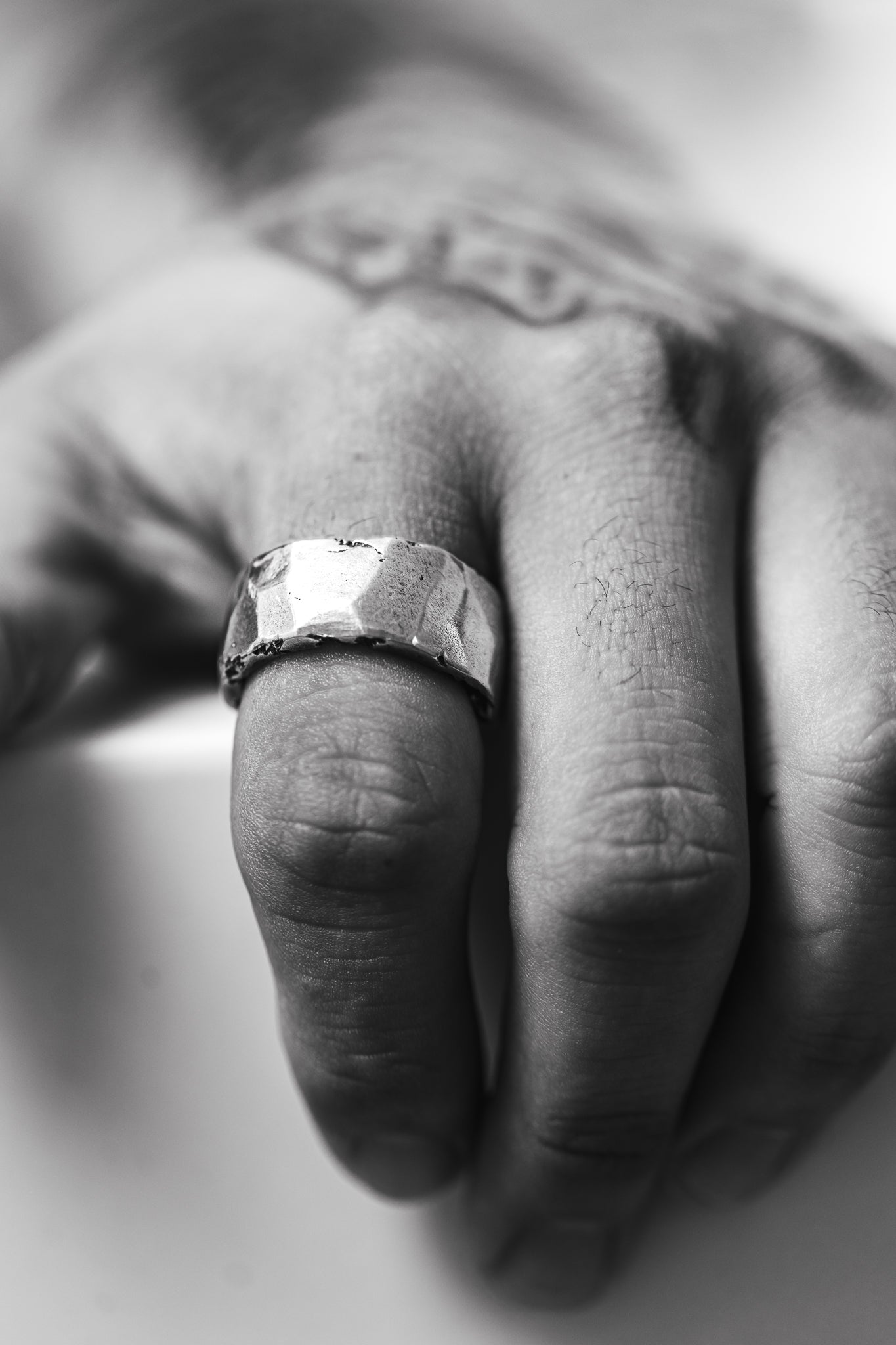  Faces Ring in Oxidized Silver、mySite、merchandisen